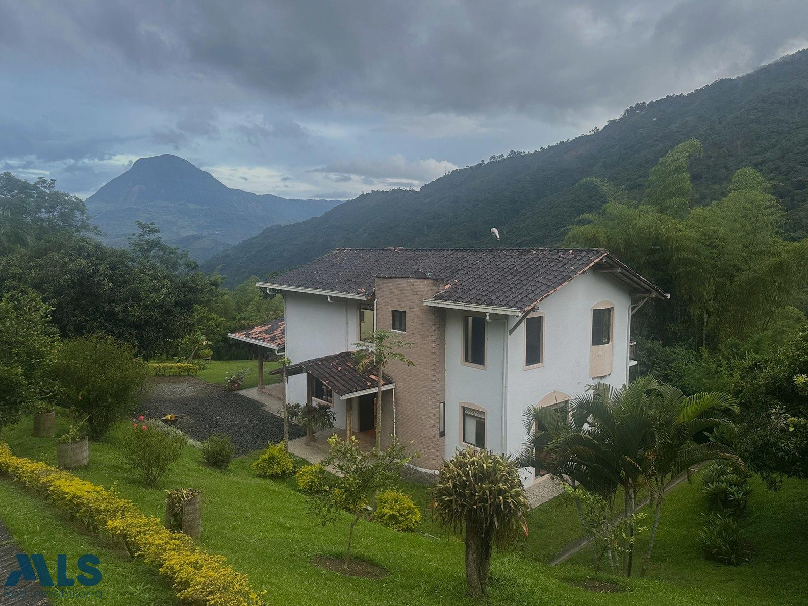 Venta de hermosa finca de descanso amaga - camilo c