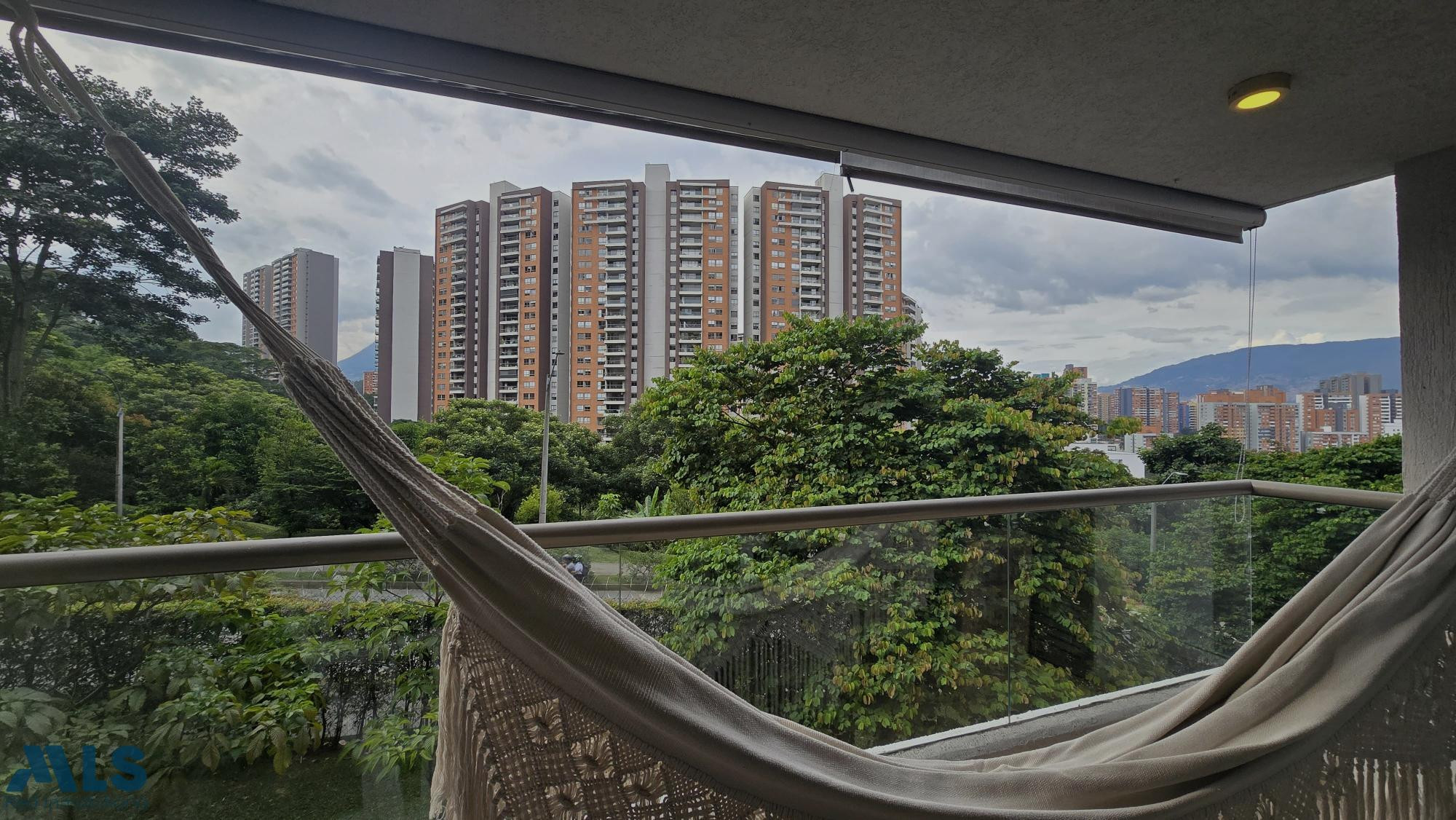 VENTA DE APARTAMENTO LA LOMA DE LOS BERNAL BELÉN MEDELLIN medellin - loma de los bernal