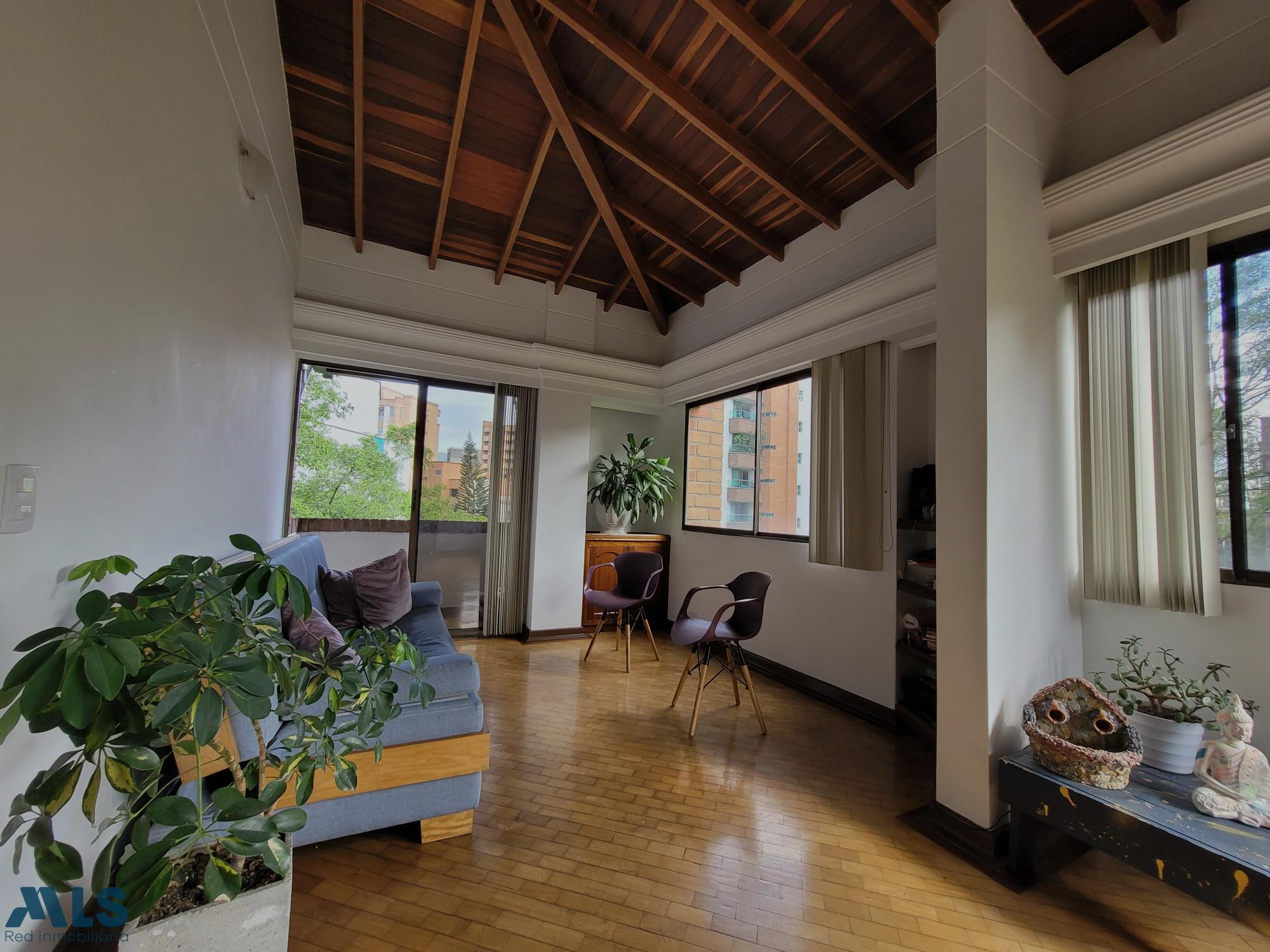 Apartamento espacioso en el corazón de Laureles con Ascensor medellin - laureles