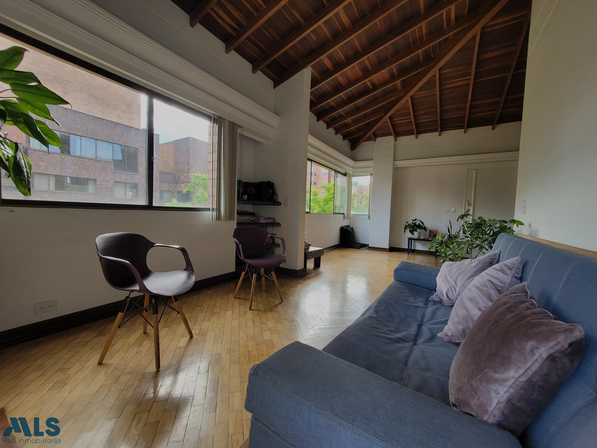 Apartamento espacioso en el corazón de Laureles con Ascensor medellin - laureles