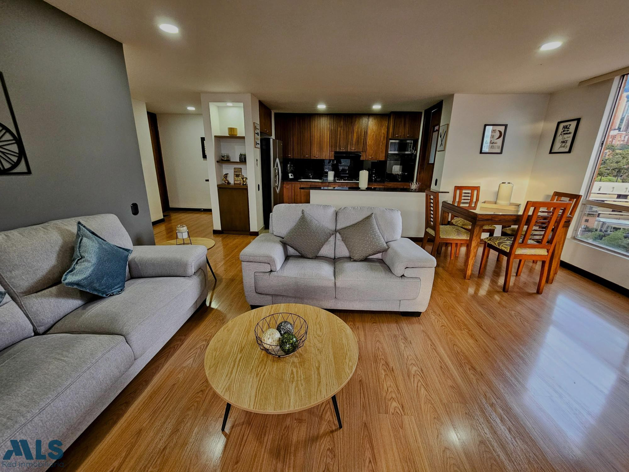 Elegantemente amueblado en una ubicación privilegiada: ideal para inversores medellin - lalinde