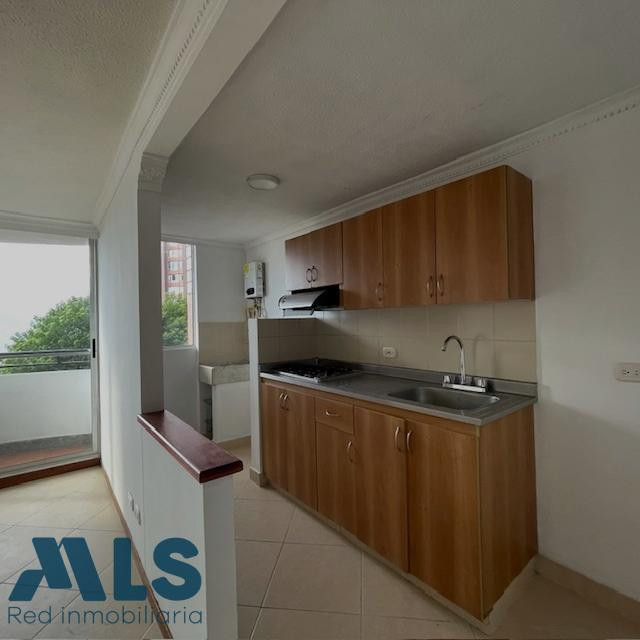 Excelente Apartamento, excelente ubicación. medellin - loma del indio
