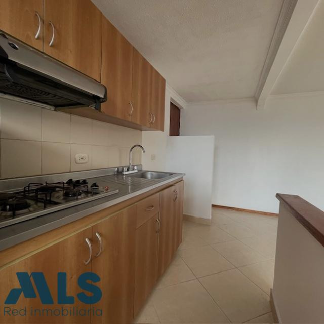 Excelente Apartamento, excelente ubicación. medellin - loma del indio