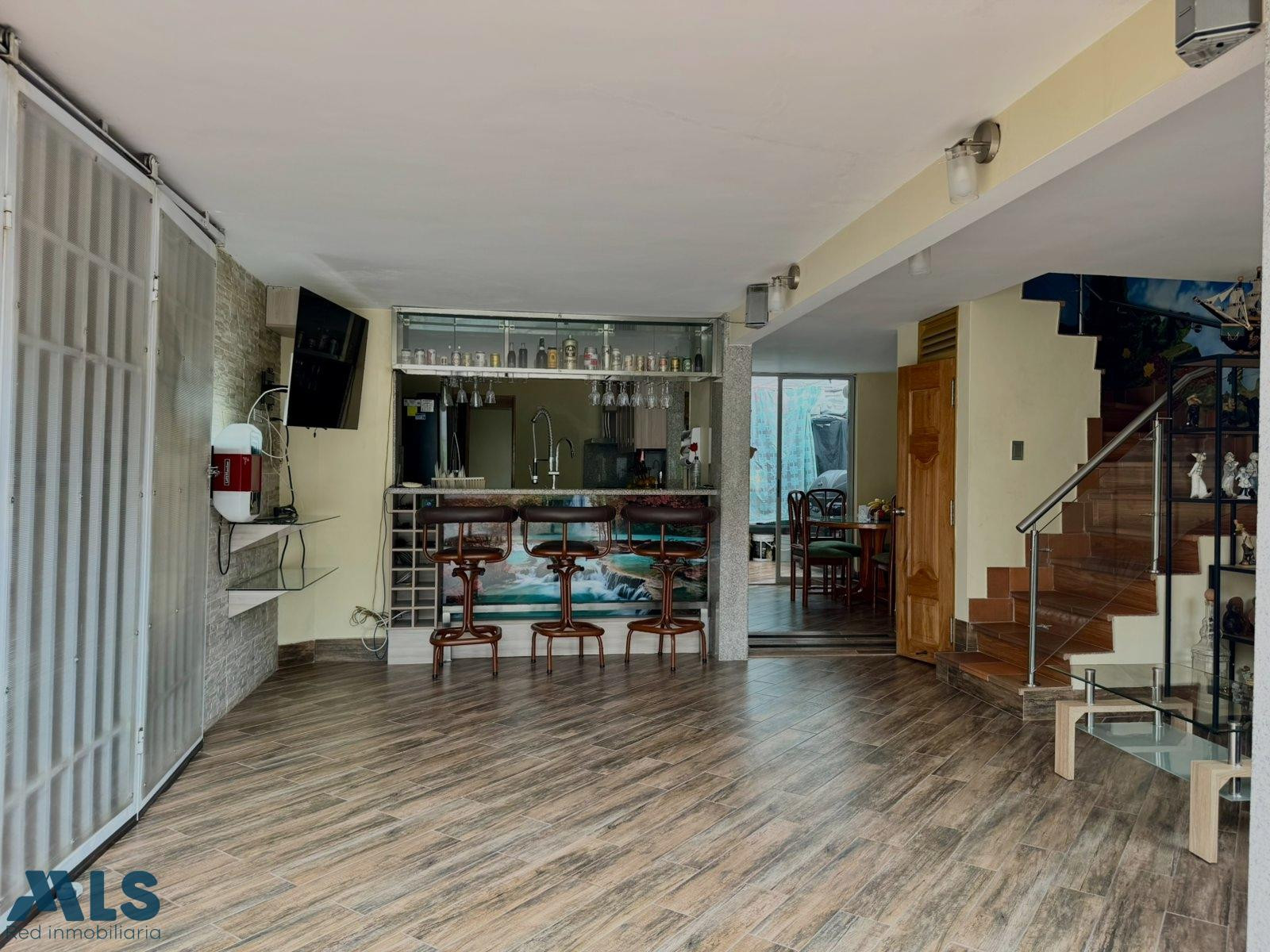 Casa con excelente ubicación! envigado - las casitas