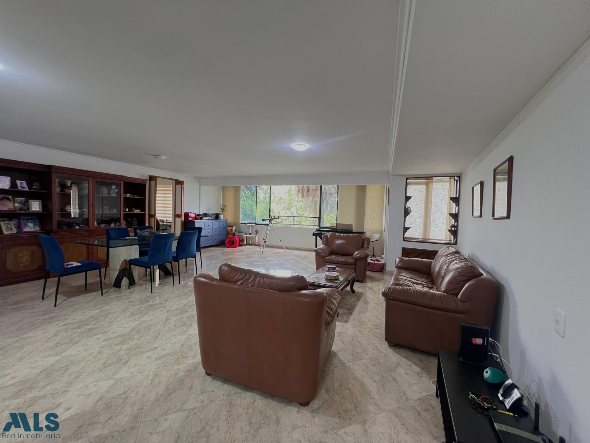 Apartamento en venta en La Aguacatala medellin - la aguacatala
