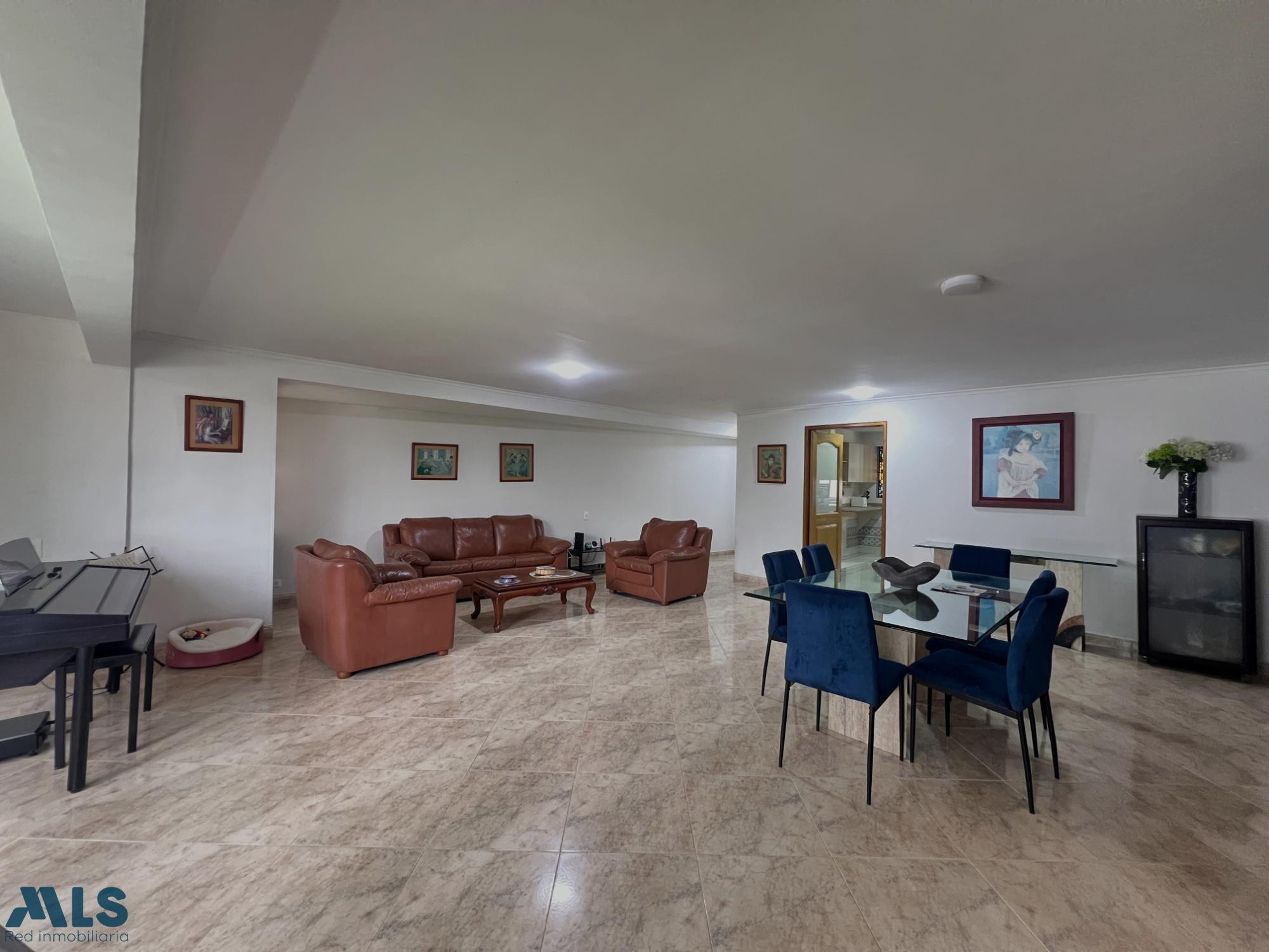 Apartamento en venta en La Aguacatala medellin - la aguacatala
