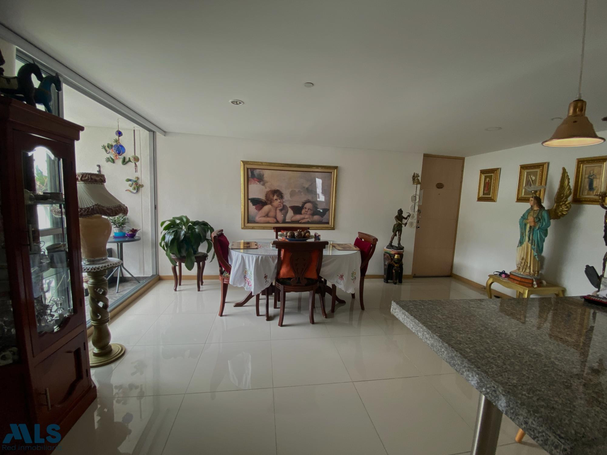 Venta de apartamento en el Esmeraldal, Envigado envigado - alto de misael