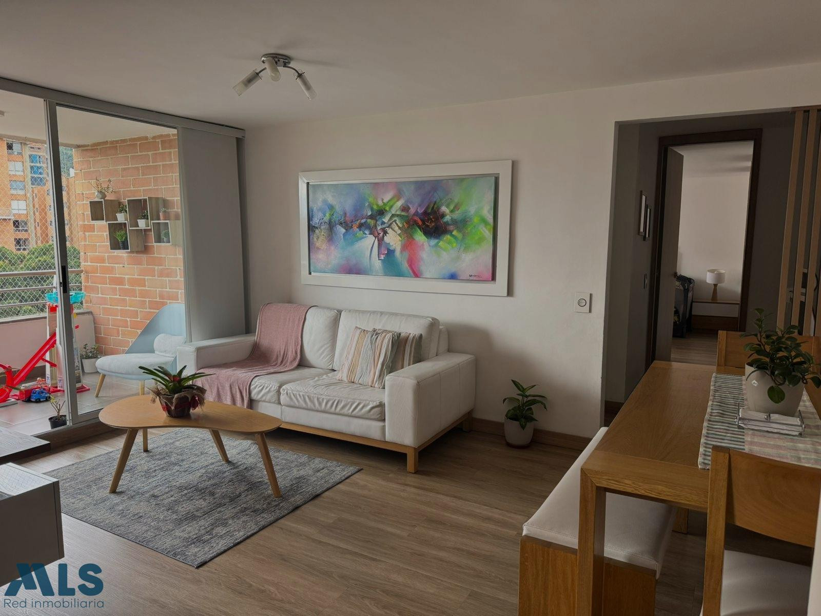 Hermoso apartamento para venta en el sector exclusivo de castropol, con tres habitaci medellin - castropol