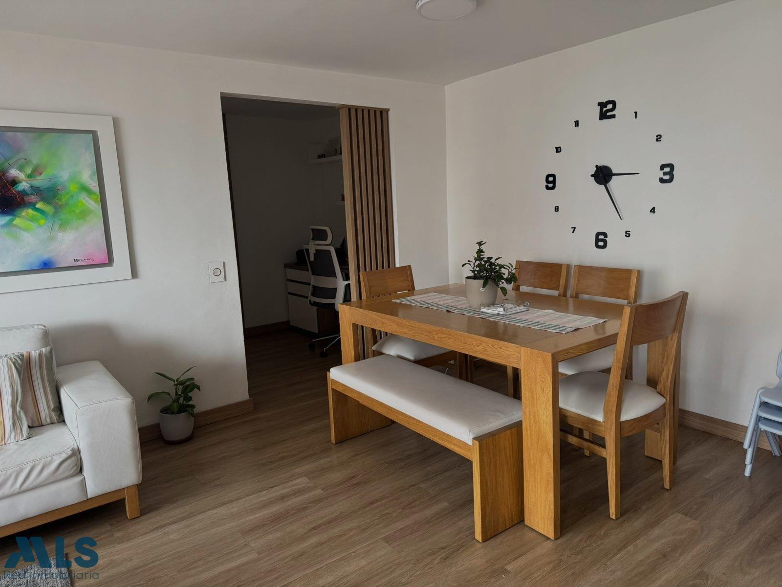 Hermoso apartamento para venta en el sector exclusivo de castropol, con tres habitaci medellin - castropol