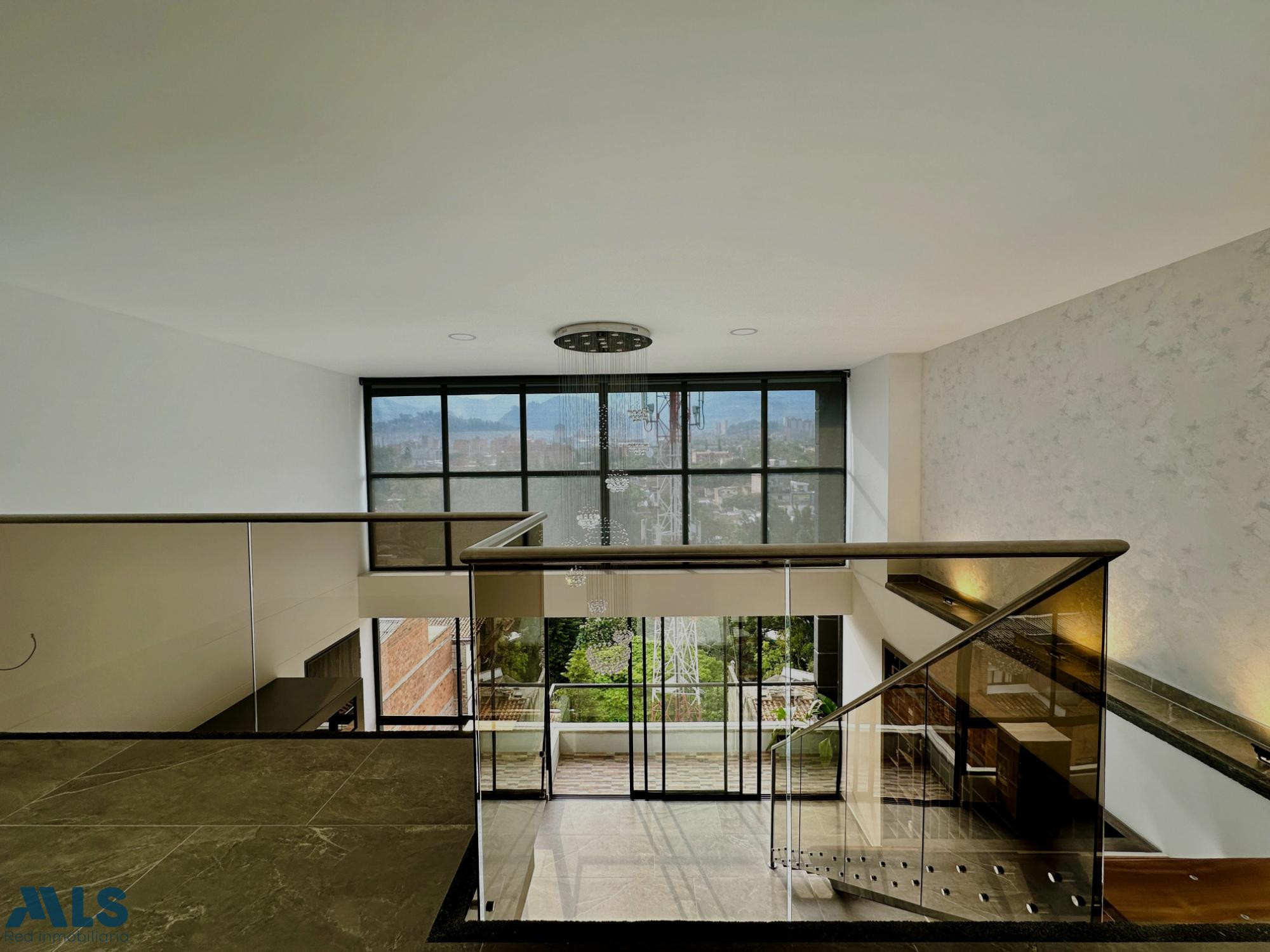 Apartamento duplex TOTALMENTE REMODELADO medellin - belen rosales