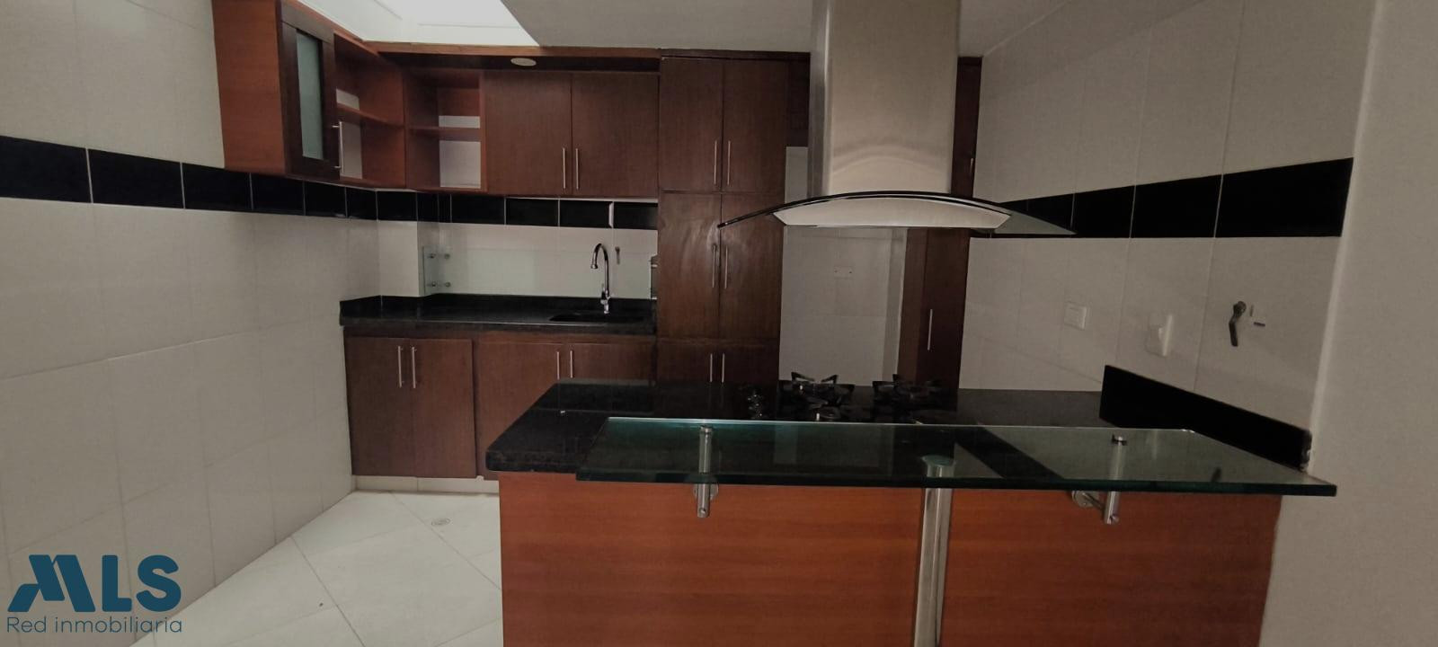 Loma del Indio casa en unidad cerrada medellin - loma del indio