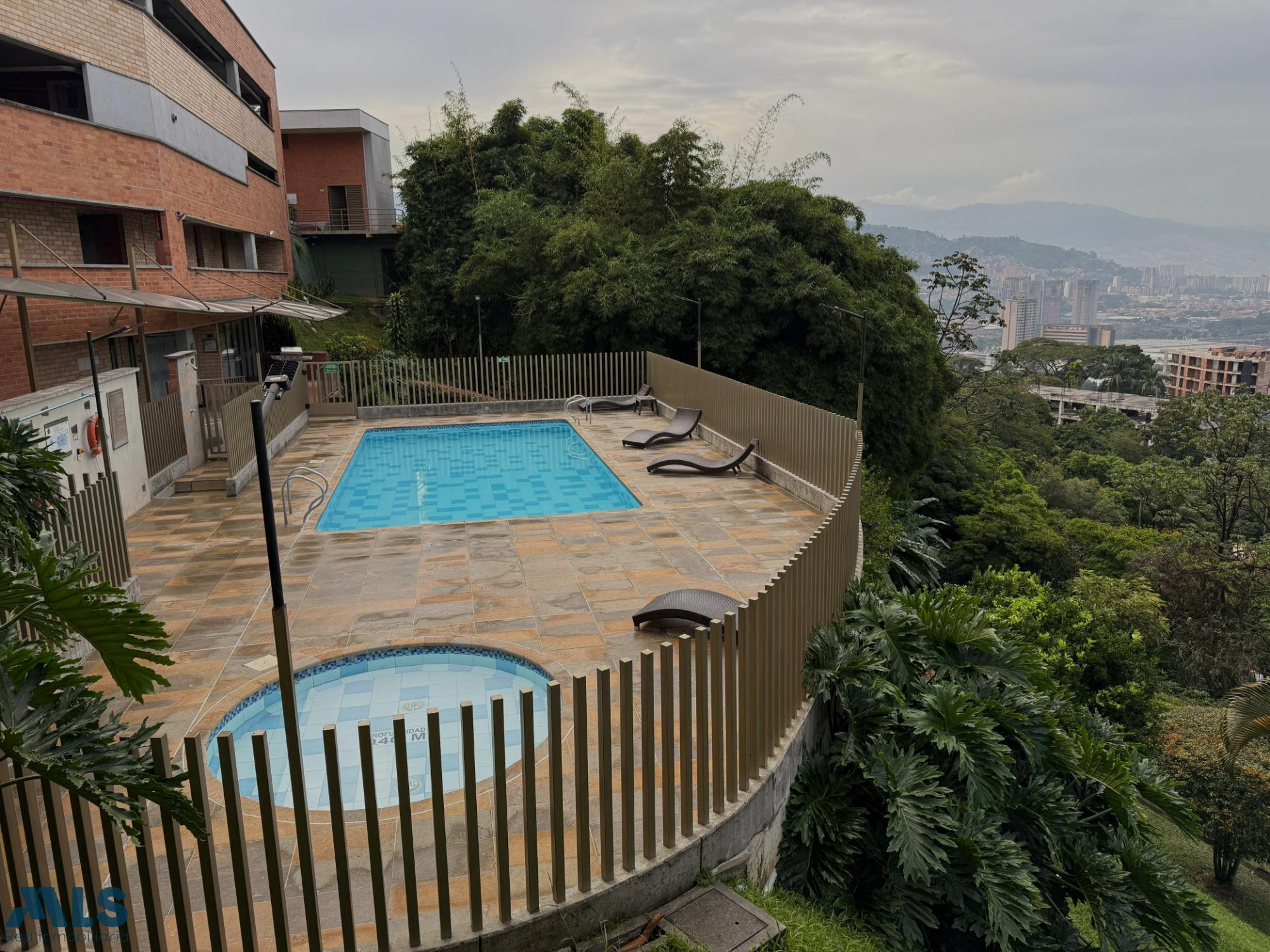 Apartamento en Envigado cerca a Mayorca envigado - loma del barro