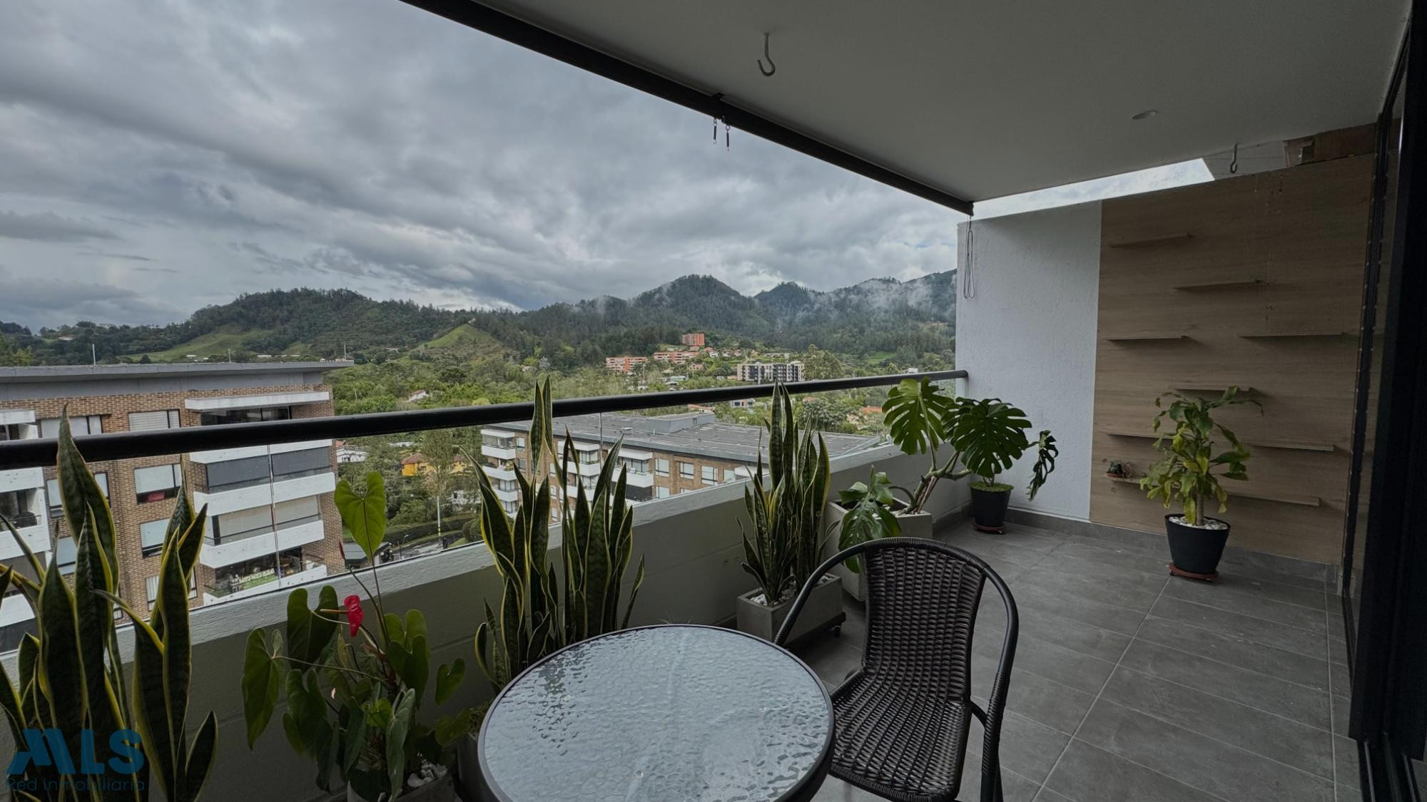 VENDO LINDO APARTAMENTO CONFORTABLE Y CON ACABADOS FUNCIONALES el-retiro - v la maria