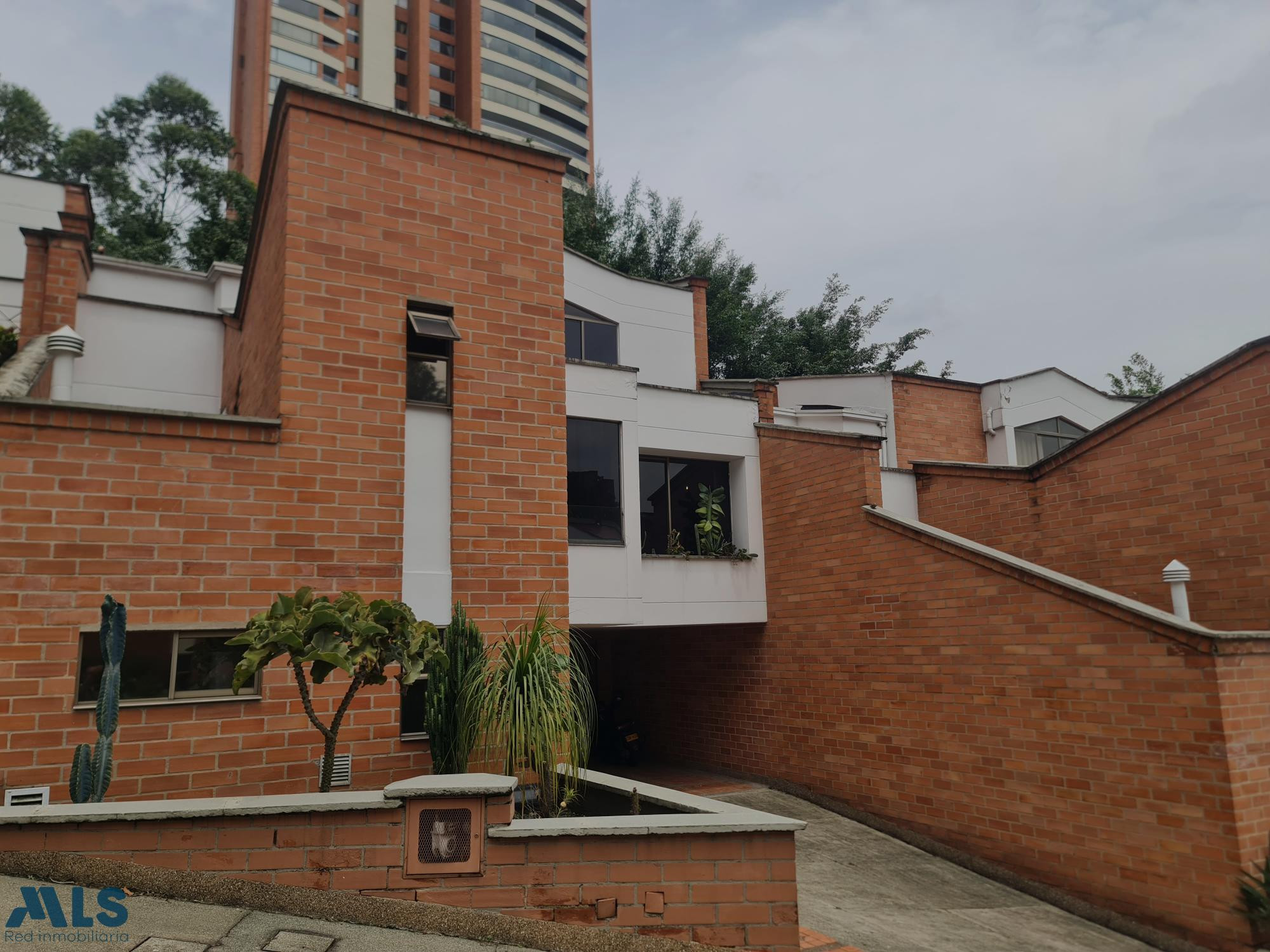 EXCELENTE CASA EN EL POBLADO SECTOR LOS BALSOS medellin - los balsos no 2