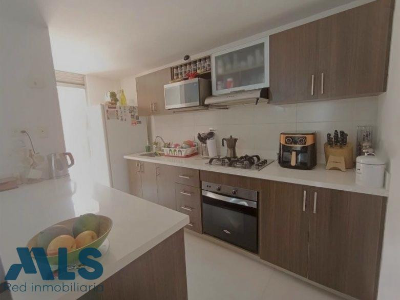 Apartamento en parte baja de loma de san jose sabaneta - loma de san jose