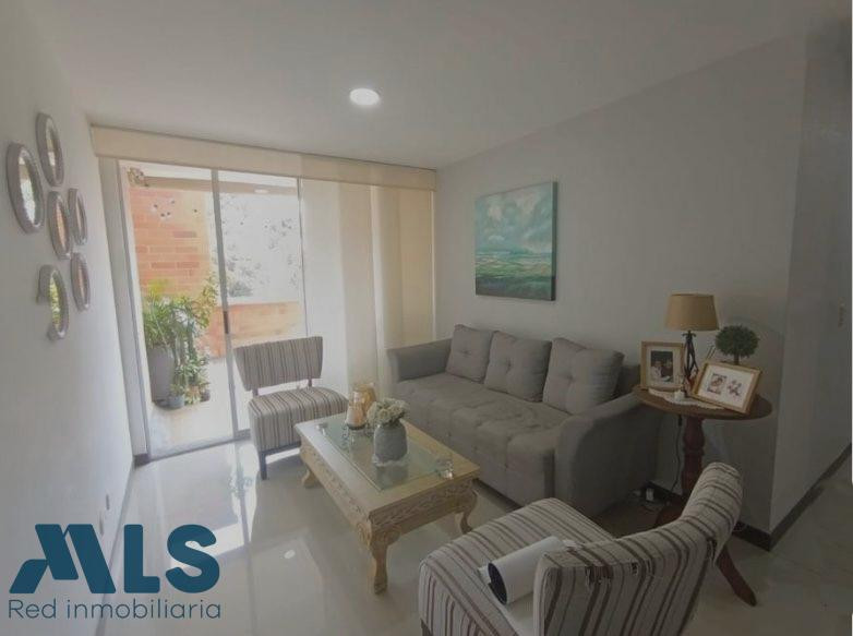 Apartamento en parte baja de loma de san jose sabaneta - loma de san jose