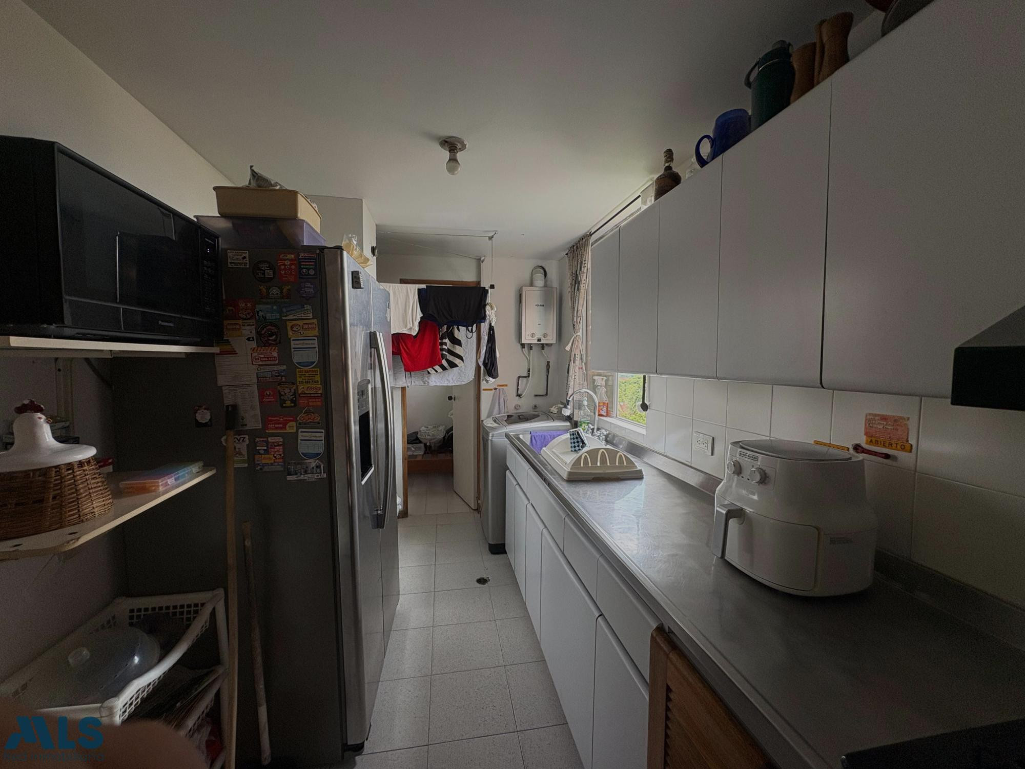 Apartamento para remodelar con excelente potencial en El Poblado – Loma de los Yarumo medellin - la frontera