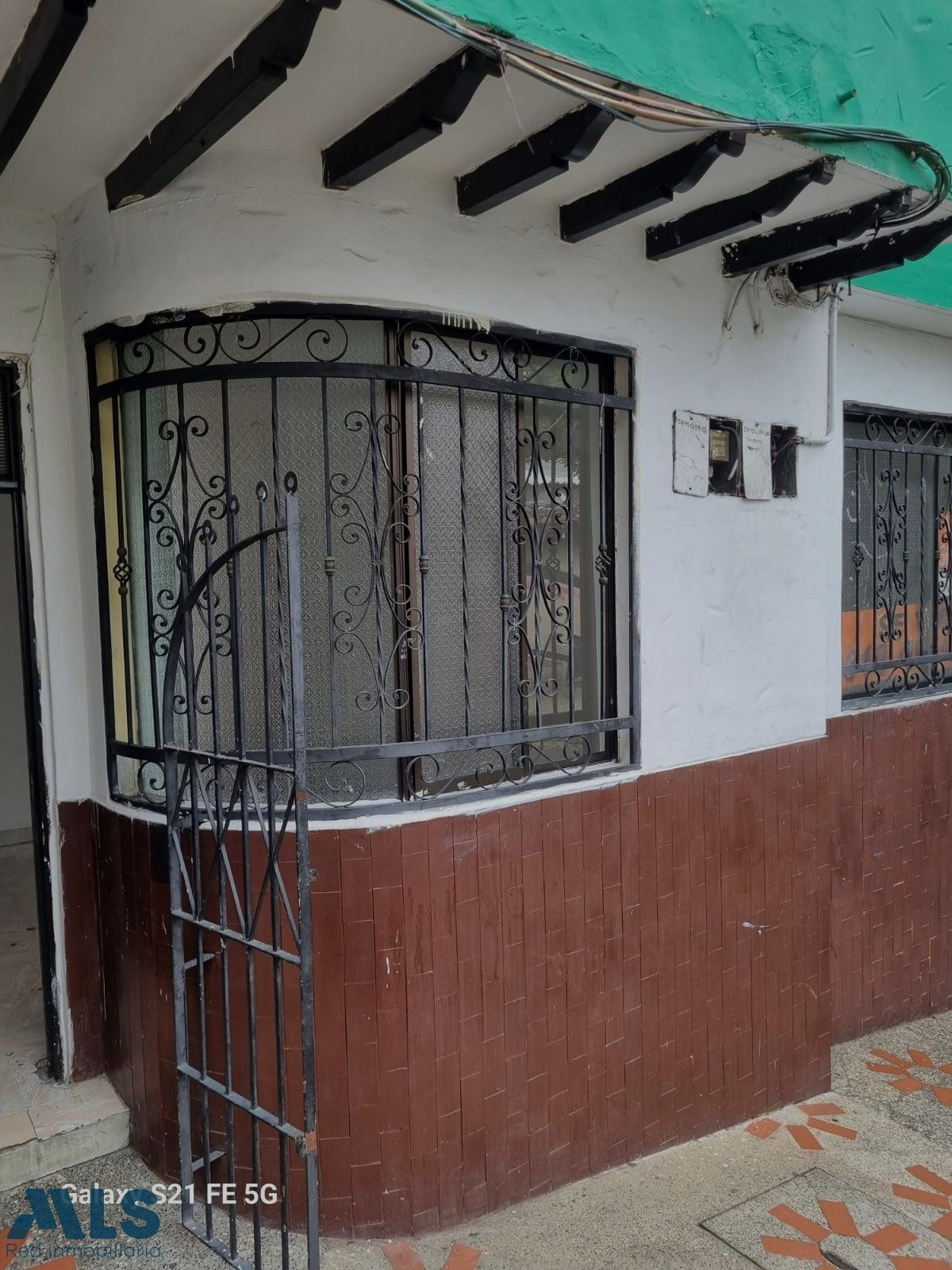 CASA CON EXCELENTES ESPACIOS E ILUMINACION medellin - la mansion