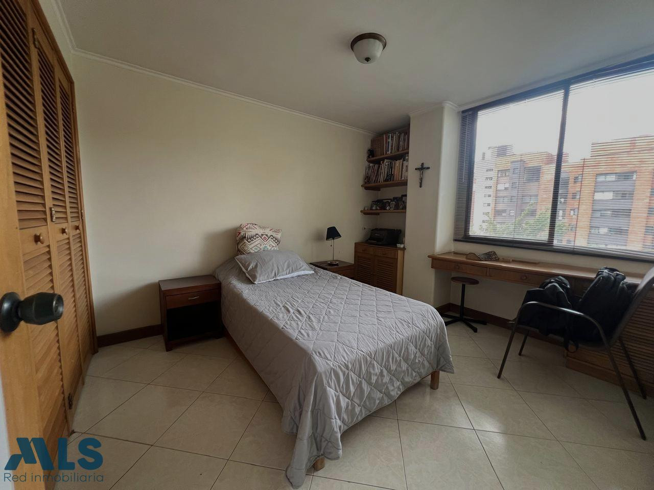 Amplio e iluminado apartamento medellin - los balsos no 2