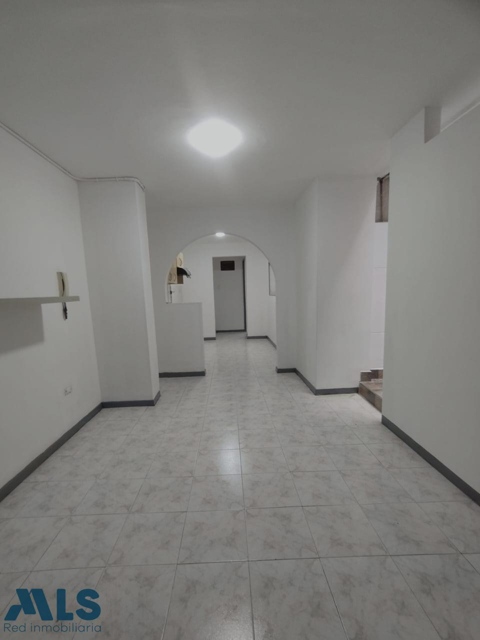APARTAESTUDIO UBICADO EN ESTRATEGICA ZONA DE MEDELLIN CERCA A VIAS PRINCIPALES medellin - la america