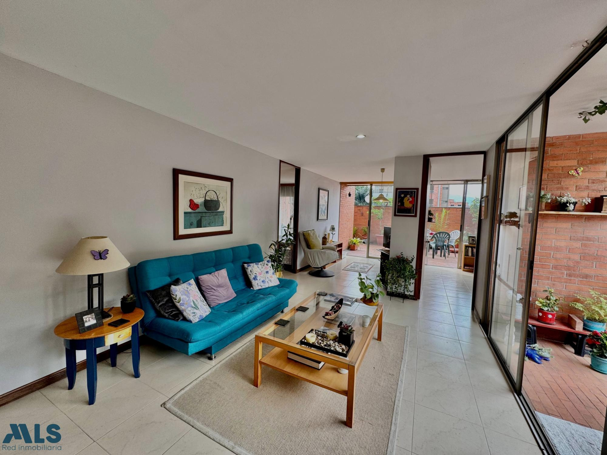 Acogedor apartamento en zona plana, cerca a todo! medellin - patio bonito