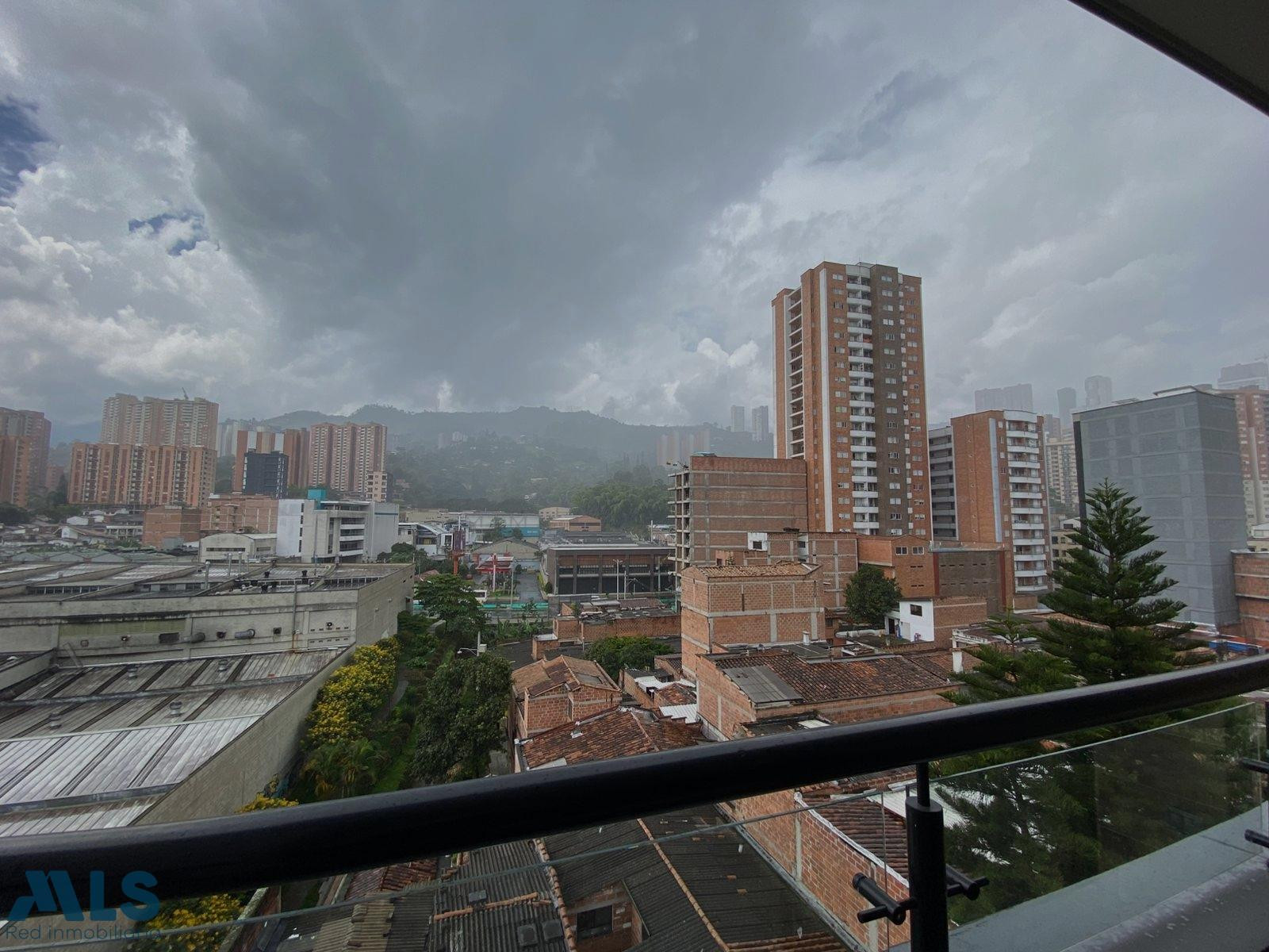 Apartamento con acabados modernos sabaneta - restrepo naranjo