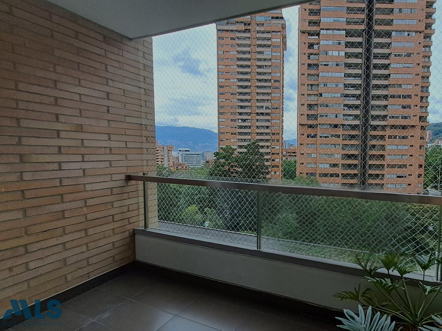 Cerca de la Milla de Oro medellin - loma de los parra