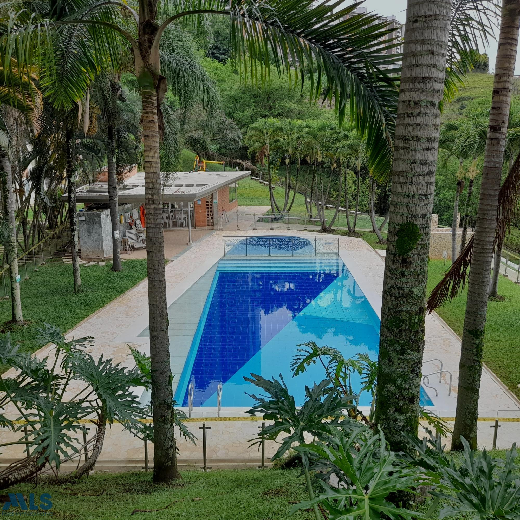 Venta de apartamento con una panorámica espectacular medellin - el rincon
