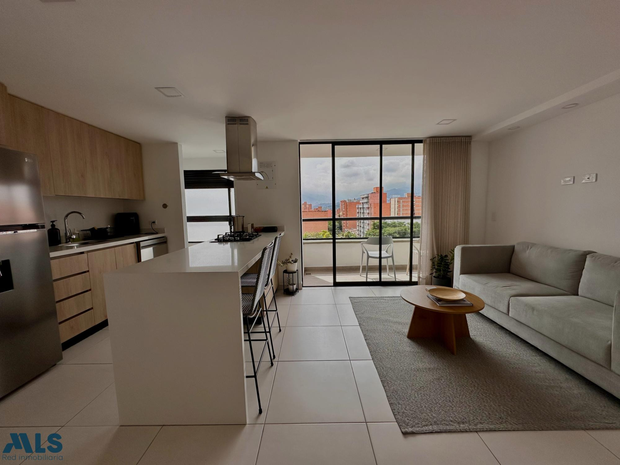 Nuevo Apto con licencia para renta corta en laureles medellin - laureles