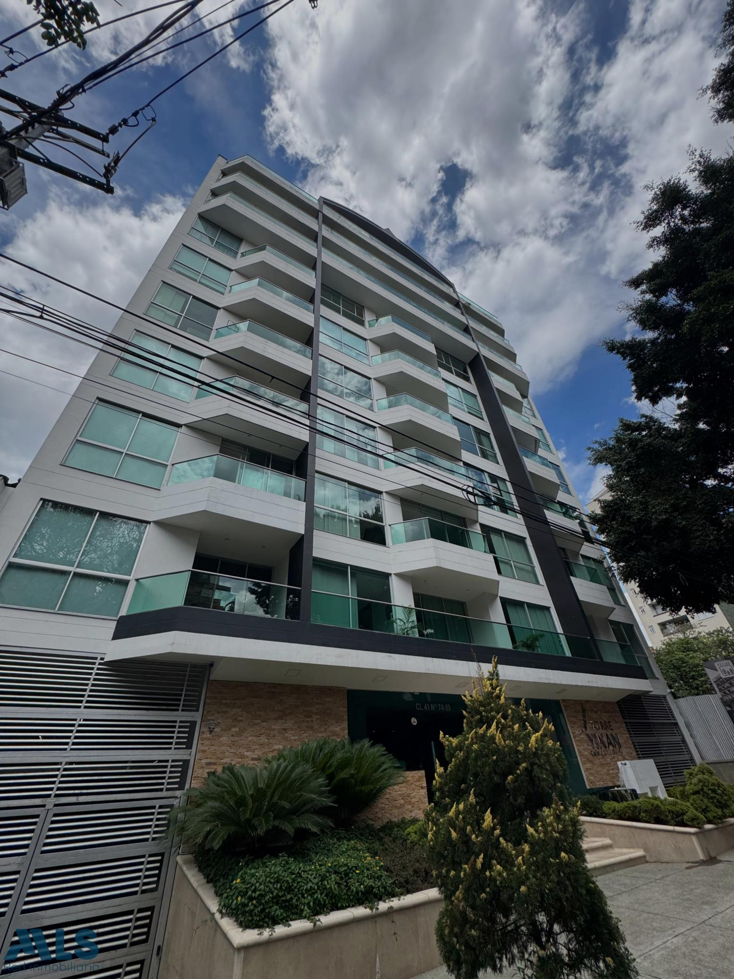 PENTHOUSE EN EL CORAZON DE LAURELES medellin - lorena