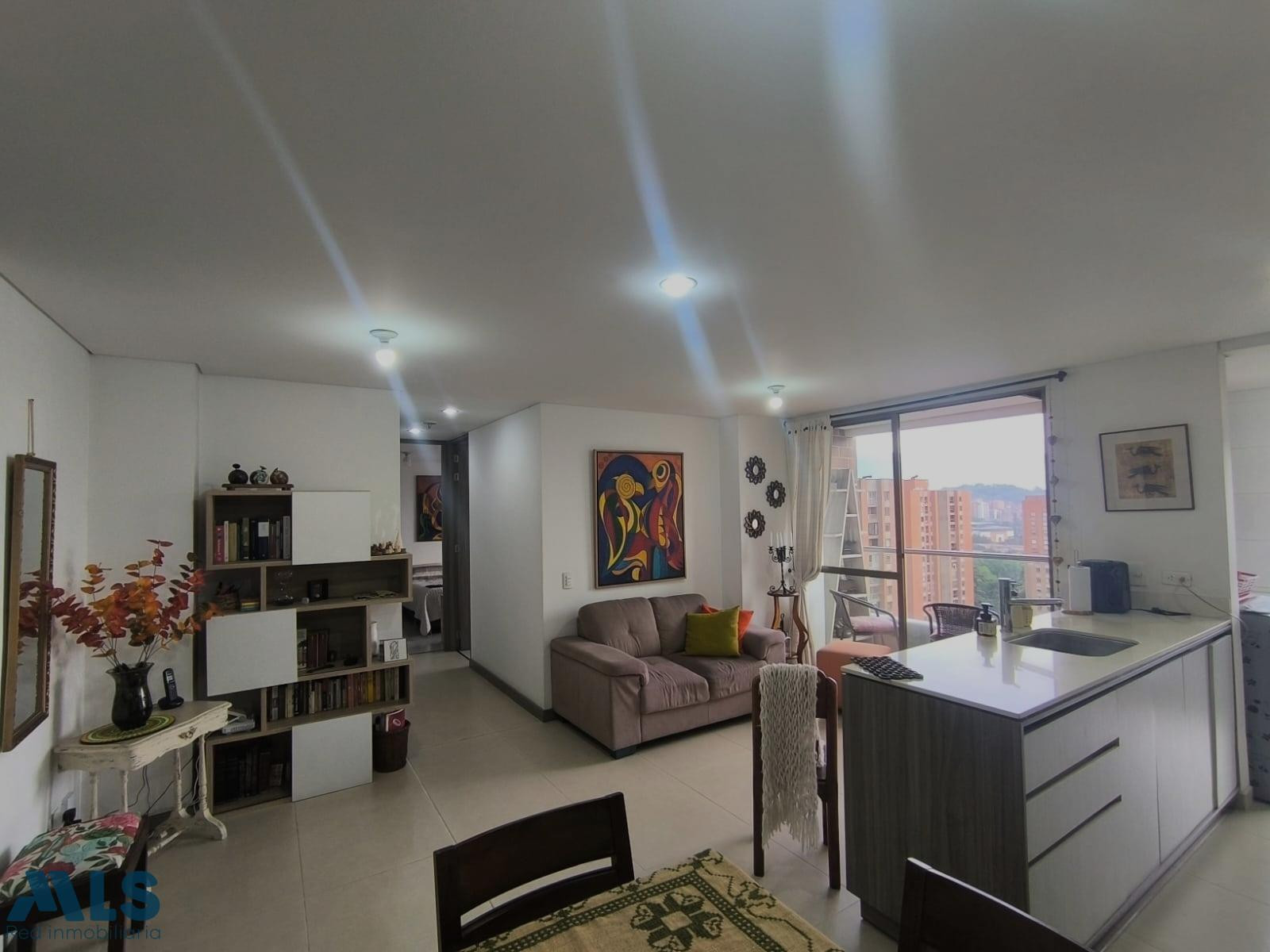 VENTA APTO IDEAL PARA INVERSIONISTA-ESTA ARRENDADO. medellin - suramericana