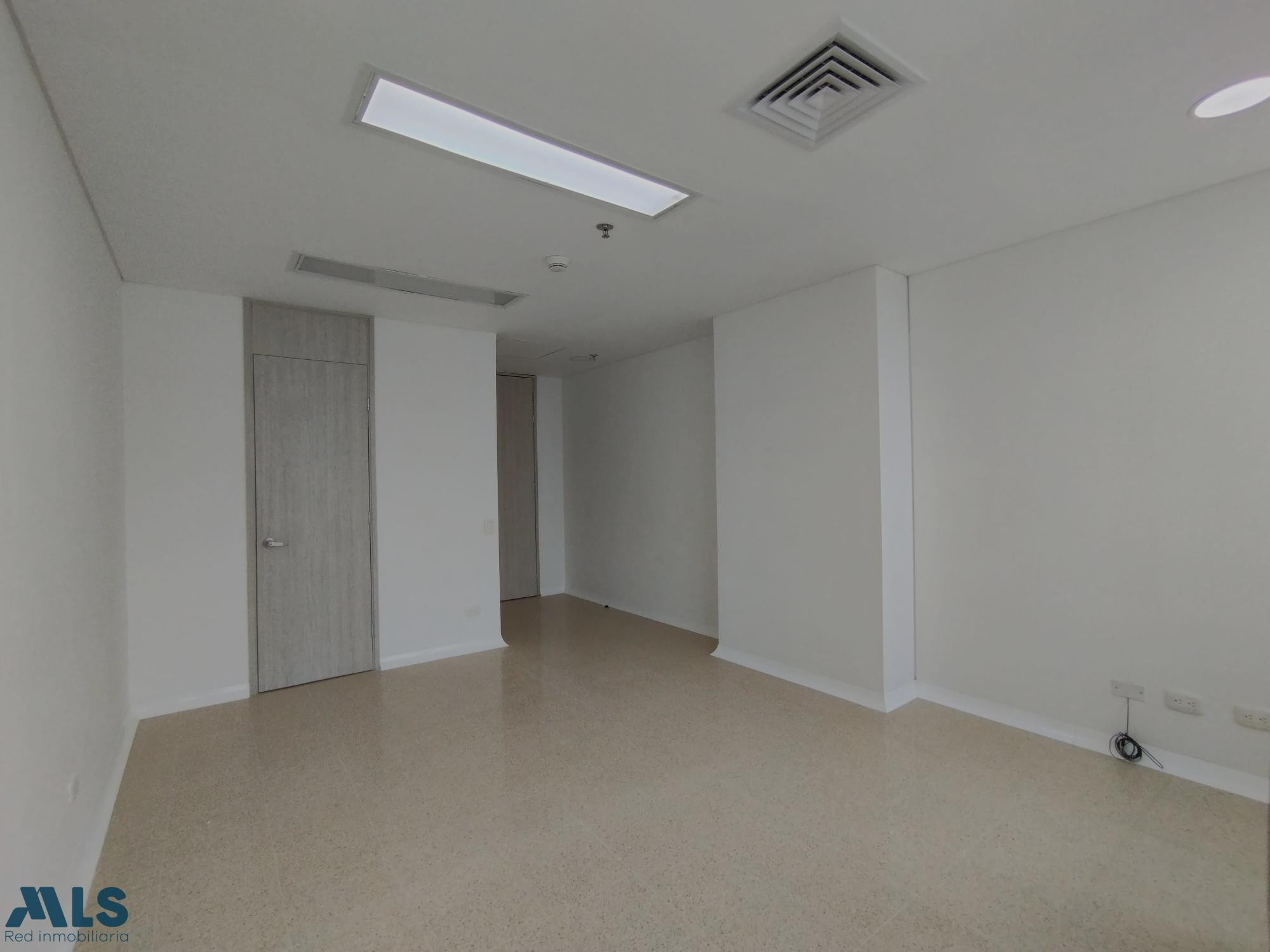 Se vende consultorio en excelente sector de Envigado envigado - primavera