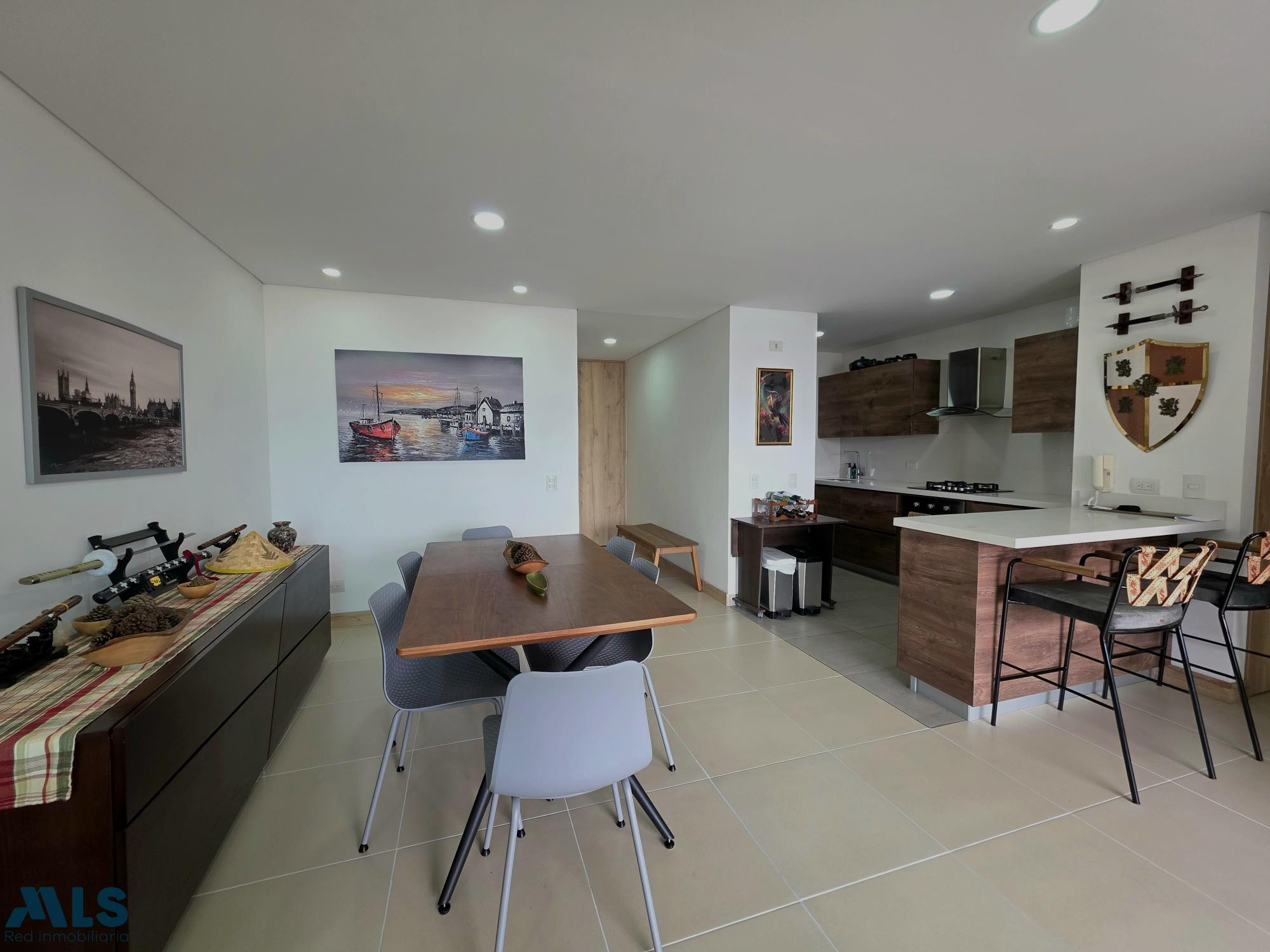 Hermoso apartamento en Laureles medellin - lorena