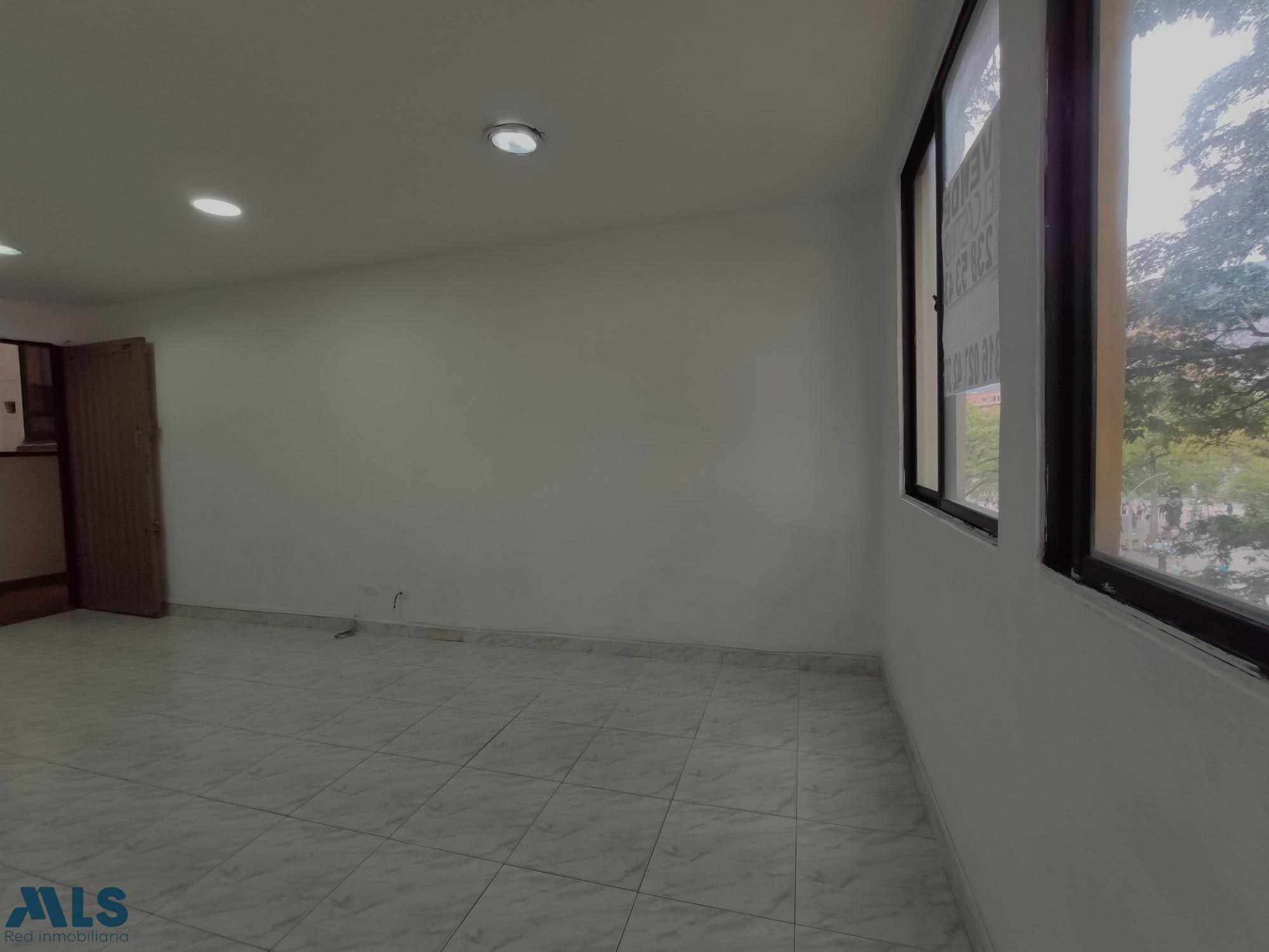 Oficina en venta cerca al Parque Berrío medellin - parque berrio