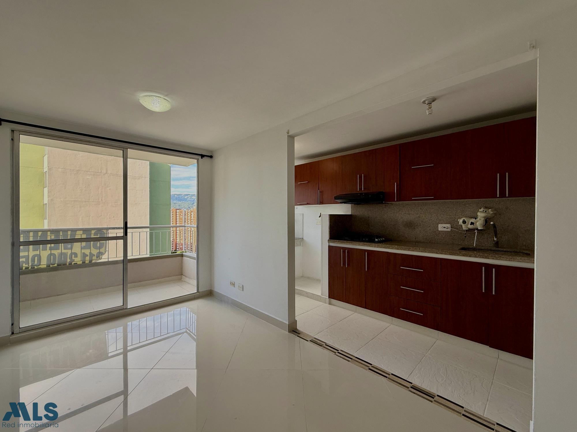 Apartamento rodeado de verde y en unidad completa medellin - belen rodeo alto