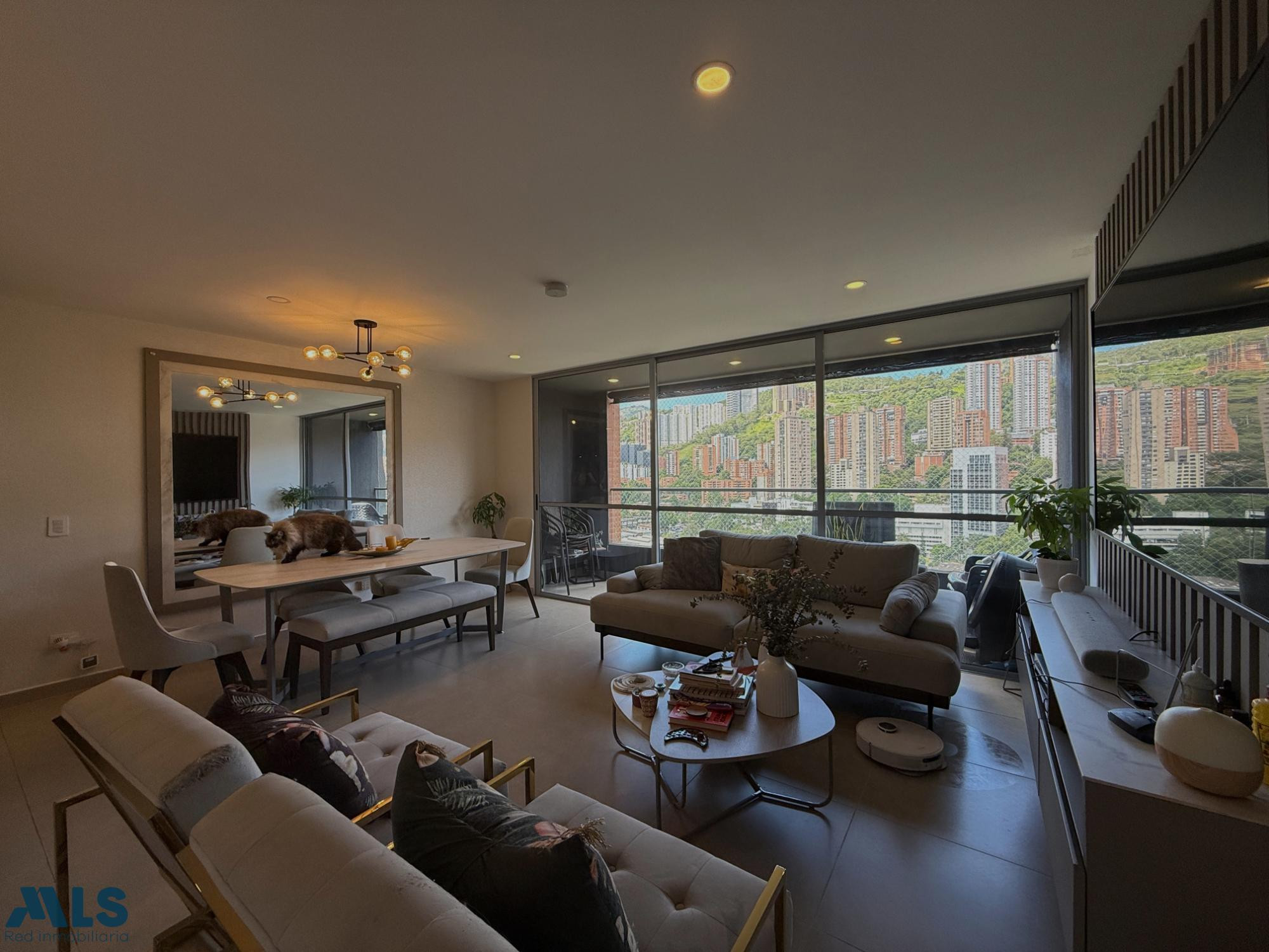 Espectacular apartamento en ciudad de Rio medellin - ciudad del rio