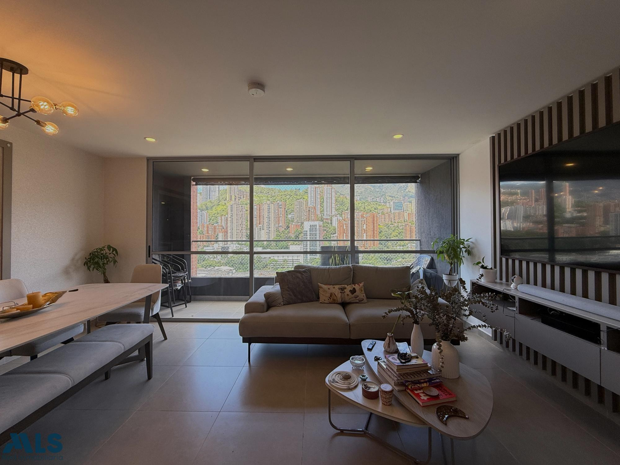 Espectacular apartamento en ciudad de Rio medellin - ciudad del rio