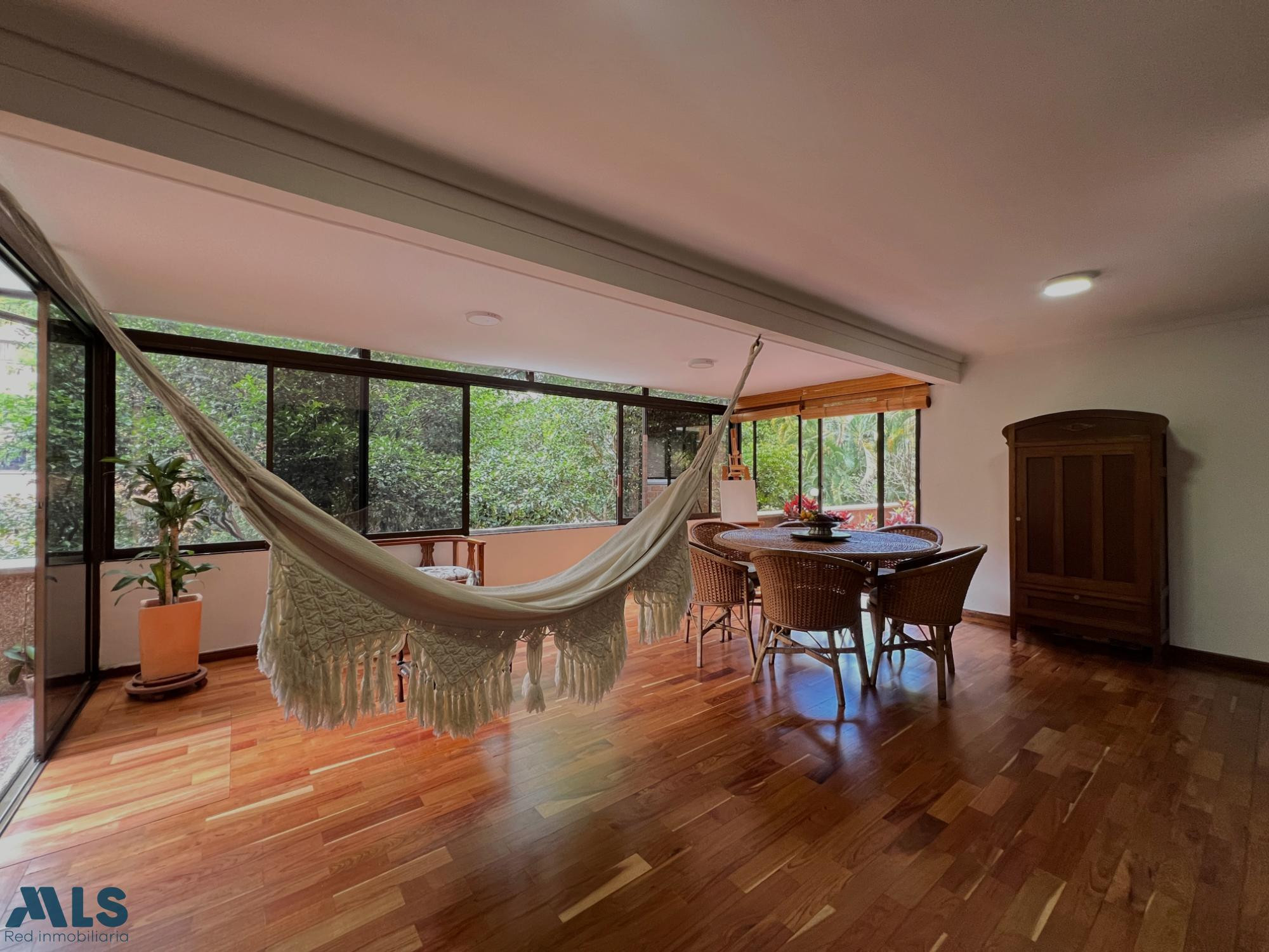 APARTAMENTO EN VENTA EN EL POBLADO SECTOR OVIEDO medellin - oviedo