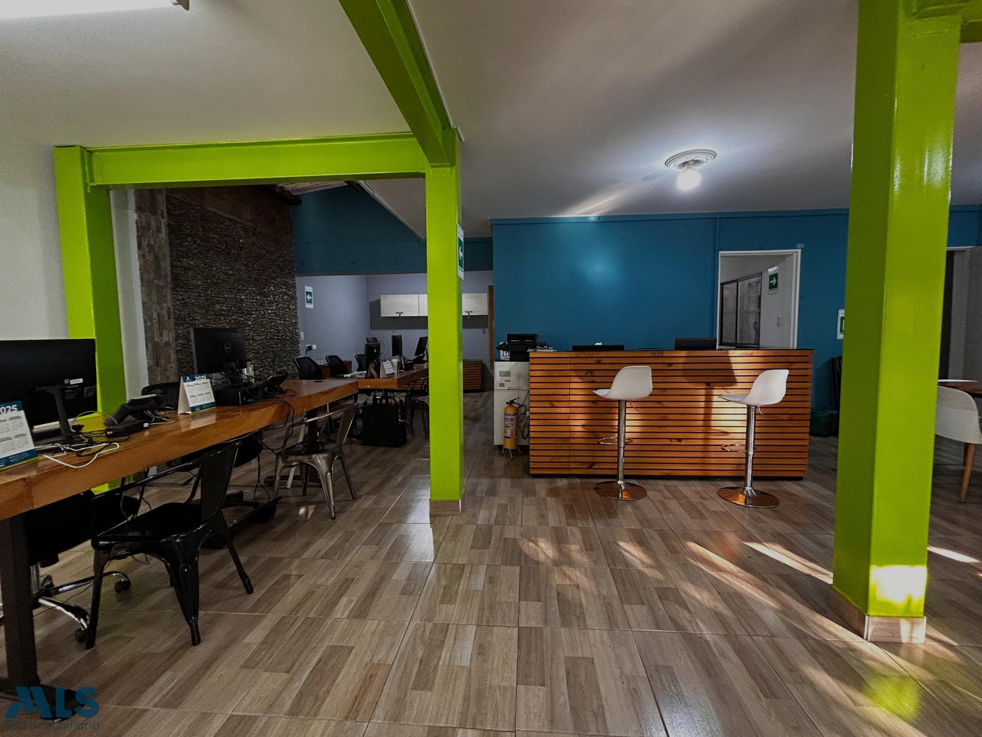 Casa en excelente ubicación con Uso Comercial medellin - laureles