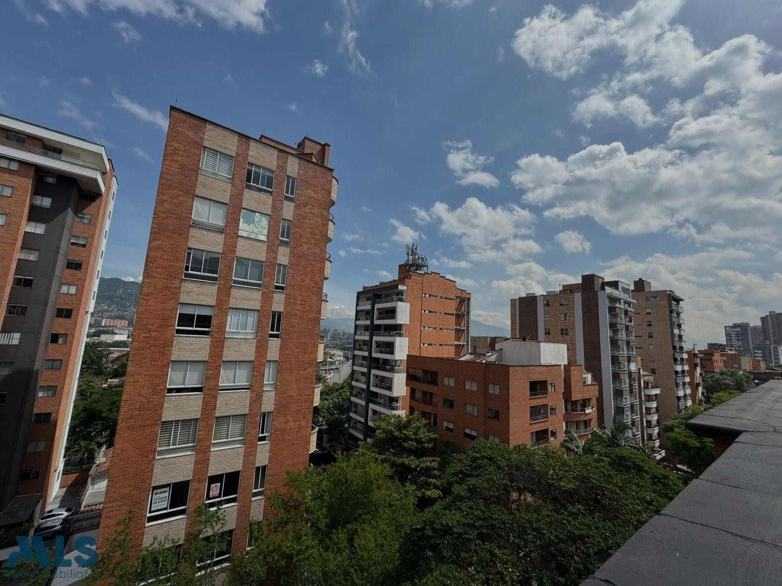 Amplio apto en Zona Tranquila y central envigado - zuniga