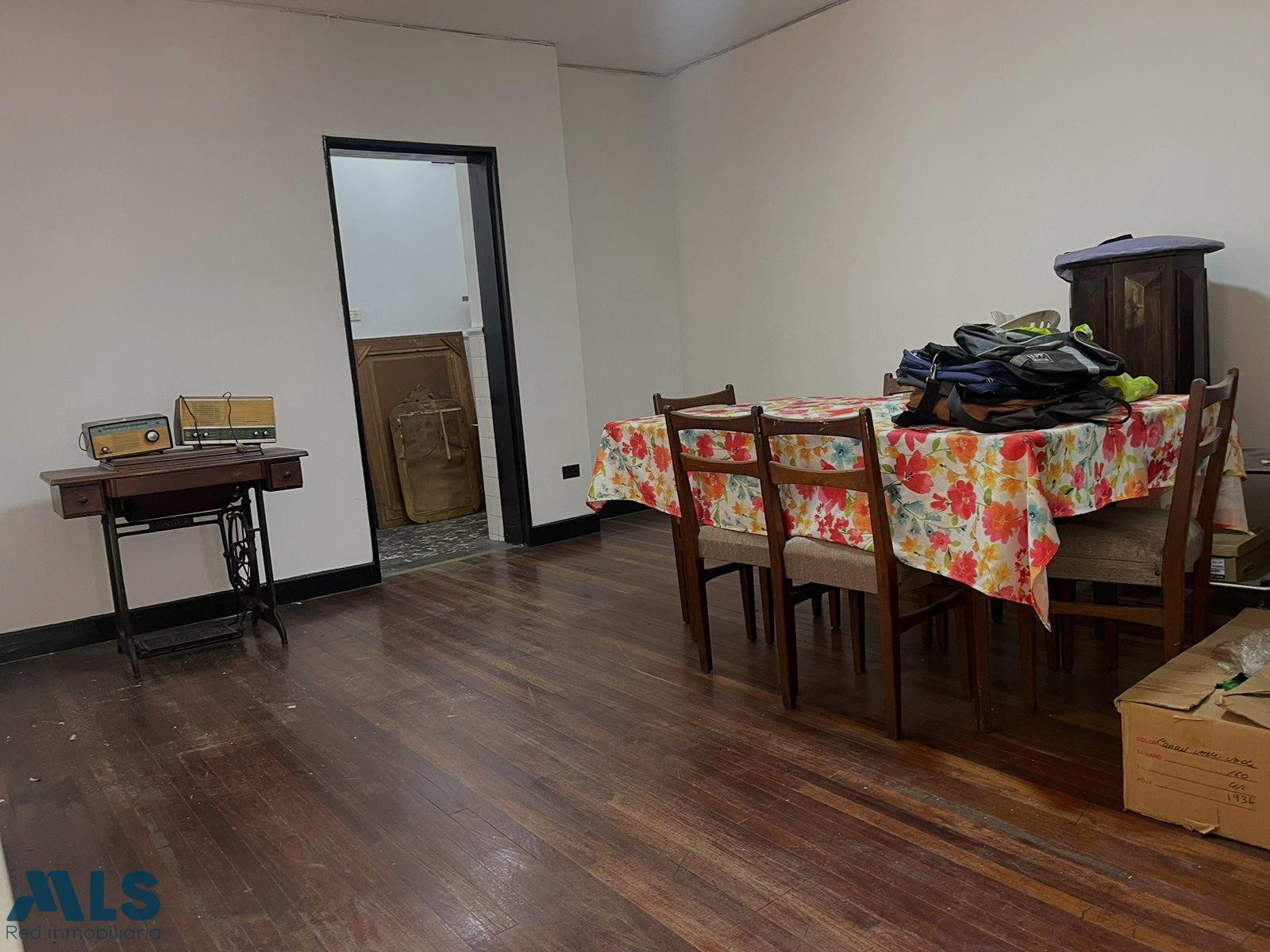 venta de apartamento en la cancelaria para reformar medellin - la candelaria