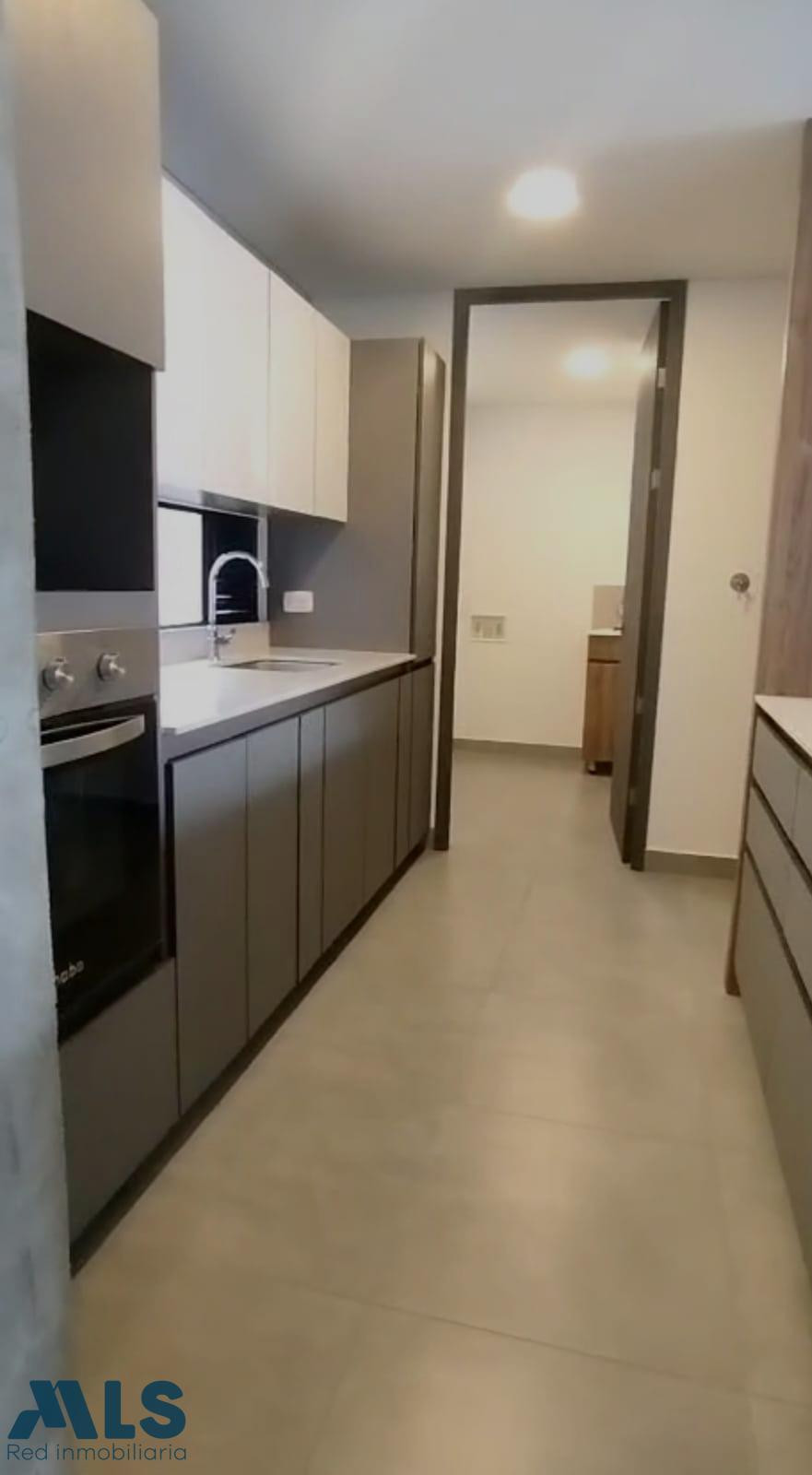 Hermoso apartamento estilo industrial en la Milla de Oro. medellin - loma de los parra