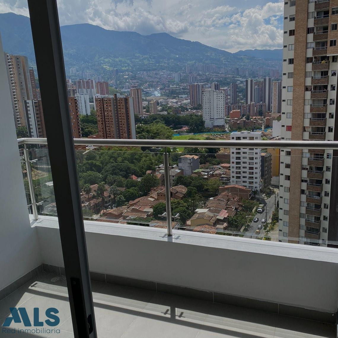Apartamento con vista al parque y excelente ubicación en Sabaneta sabaneta - la doctora