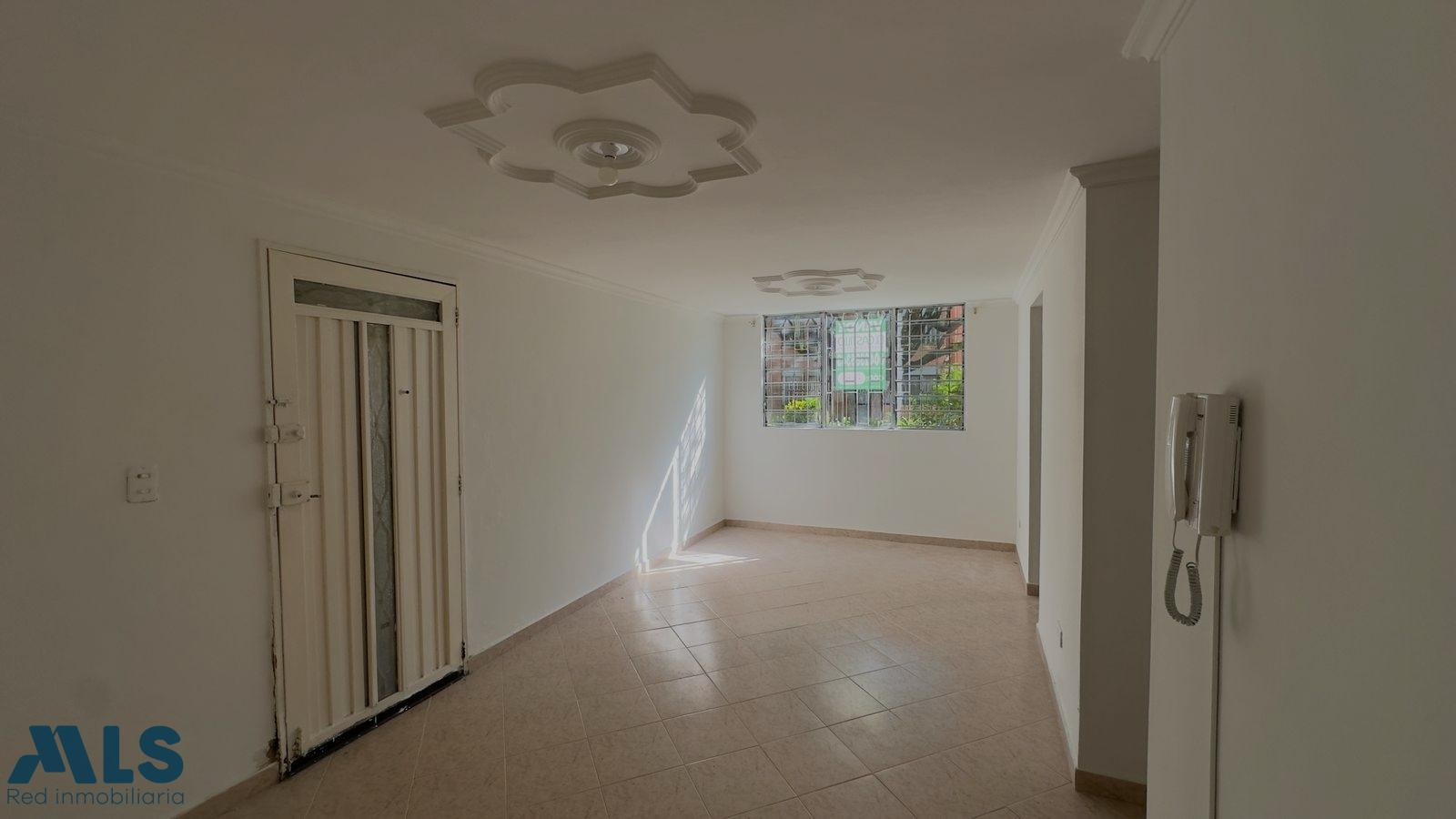 Apartamento primer piso en venta en la inmaculada medellin - las margaritas