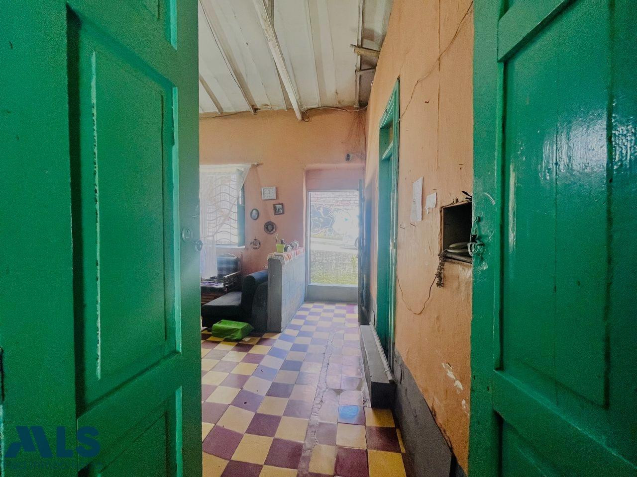 CASA LOTE GRAN OFERTA PRECIO UNICO EN CENTRO DE MEDELLIN medellin - bombona no 1