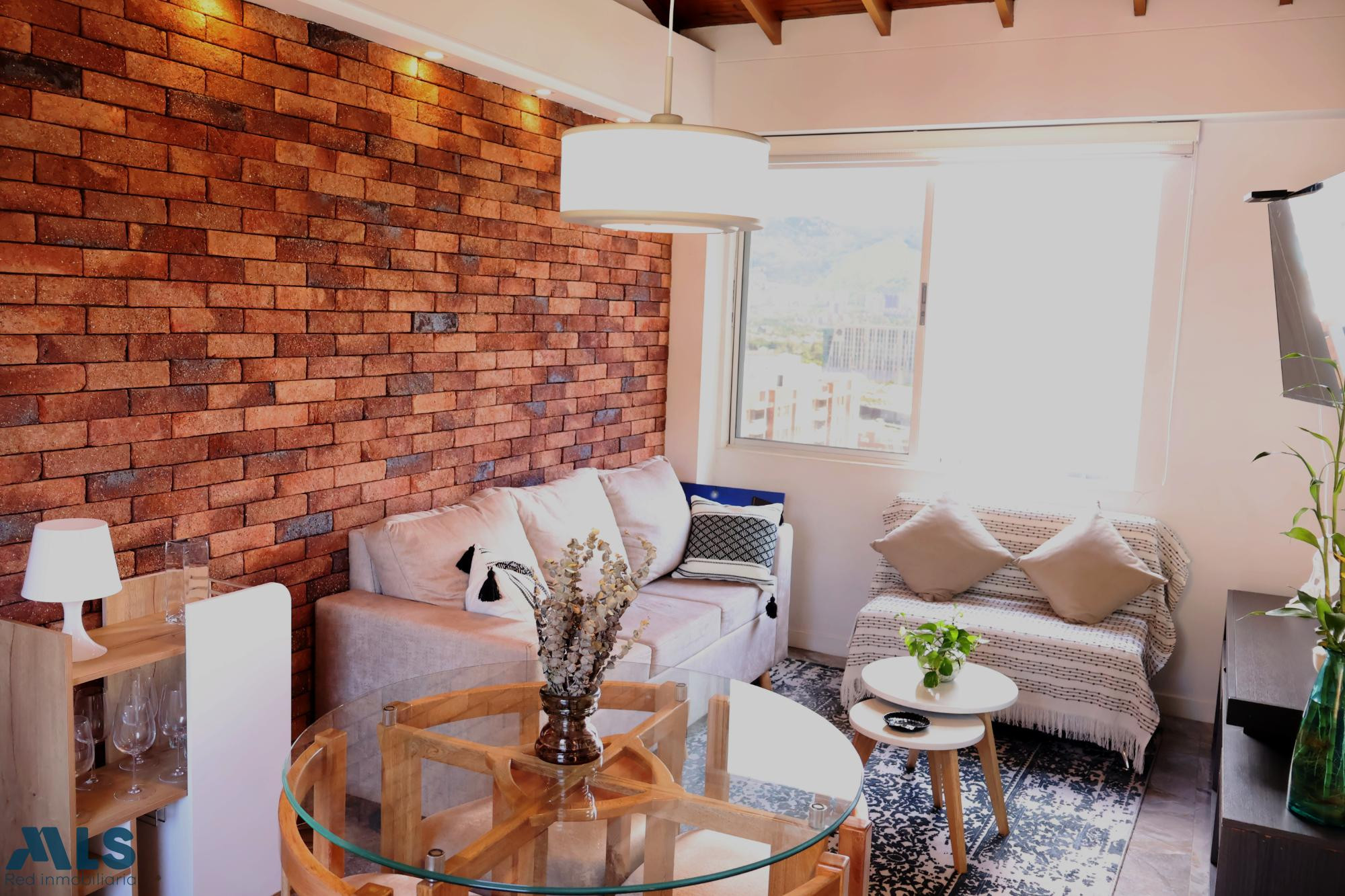 Apartamento en Las Palmas, amoblado, con vista a la ciudad y una iluminación natural medellin - las palmas