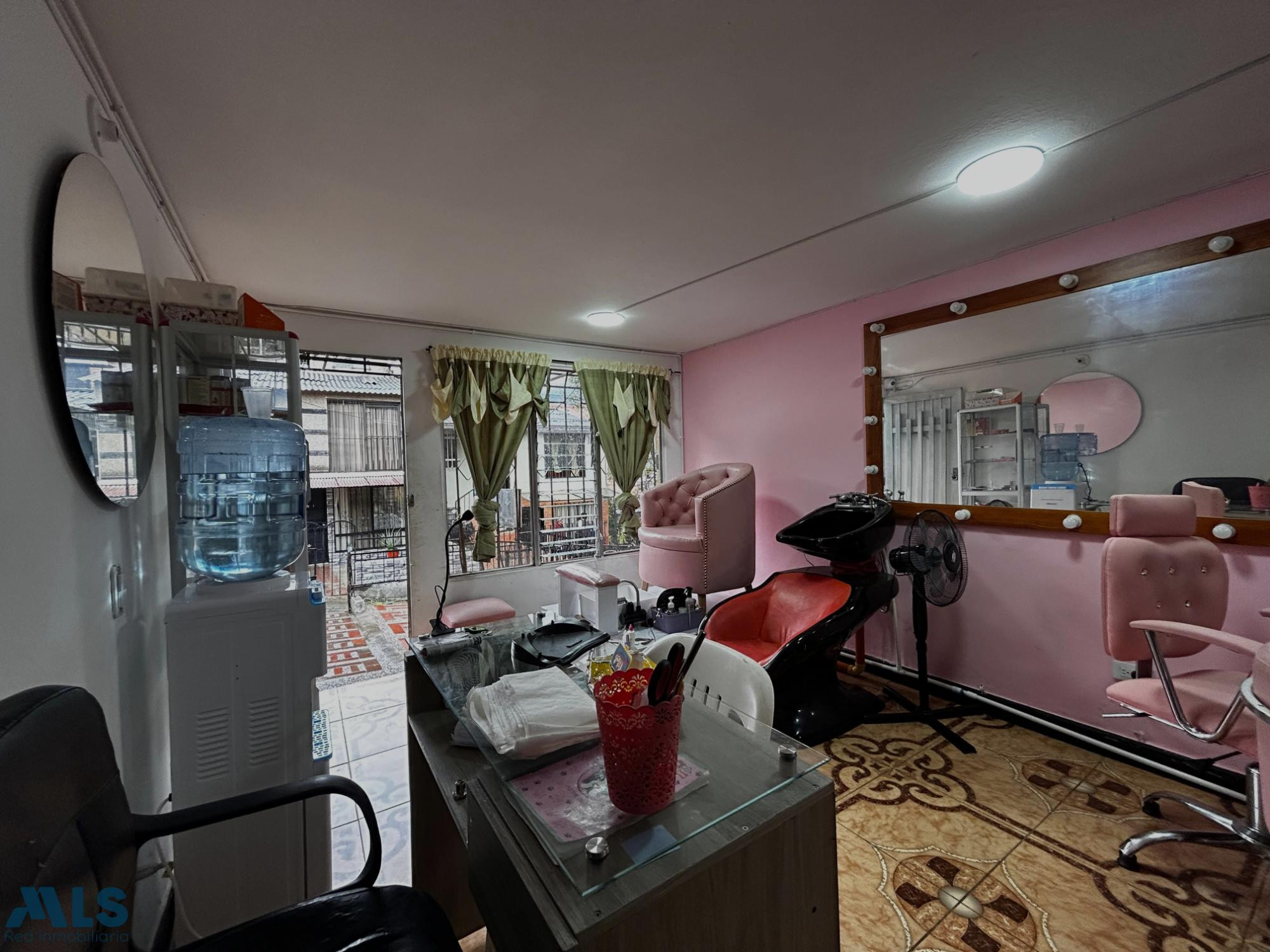 Casa en 1er piso, ideal para inversión bello - niquia