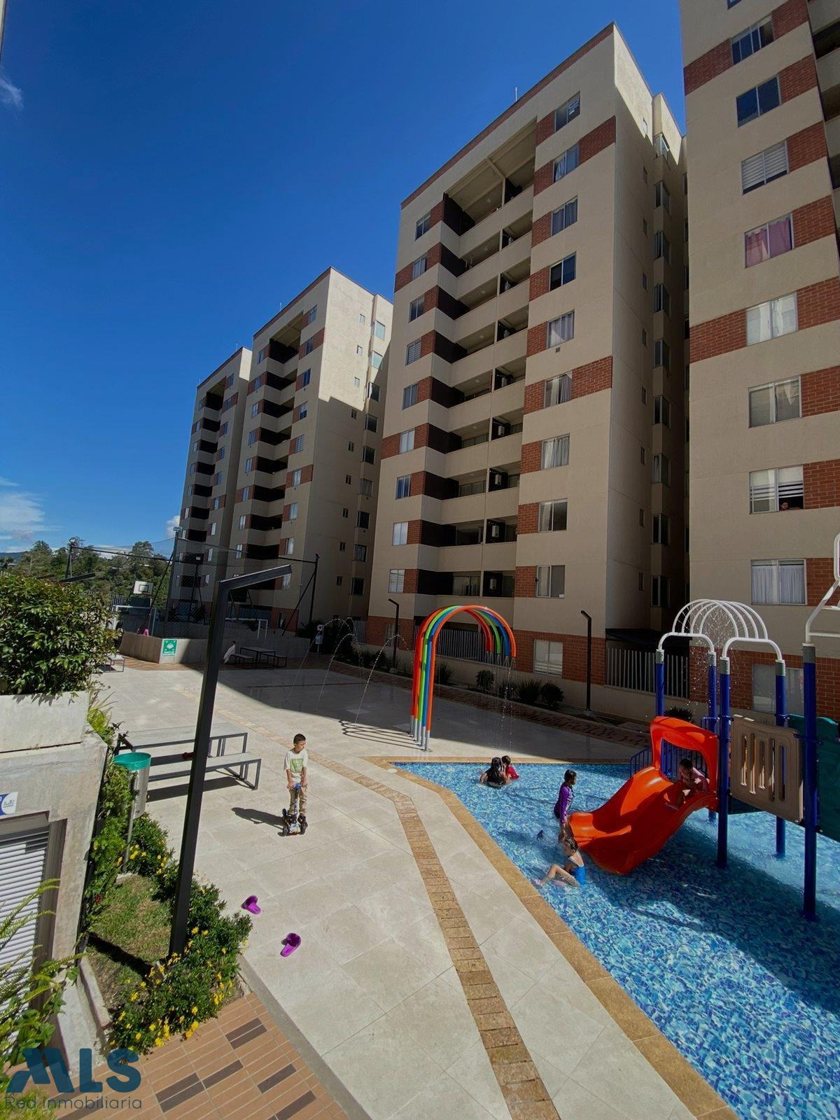 Vendo apartamento con hermosa vista verde marinilla - autopista marinilla