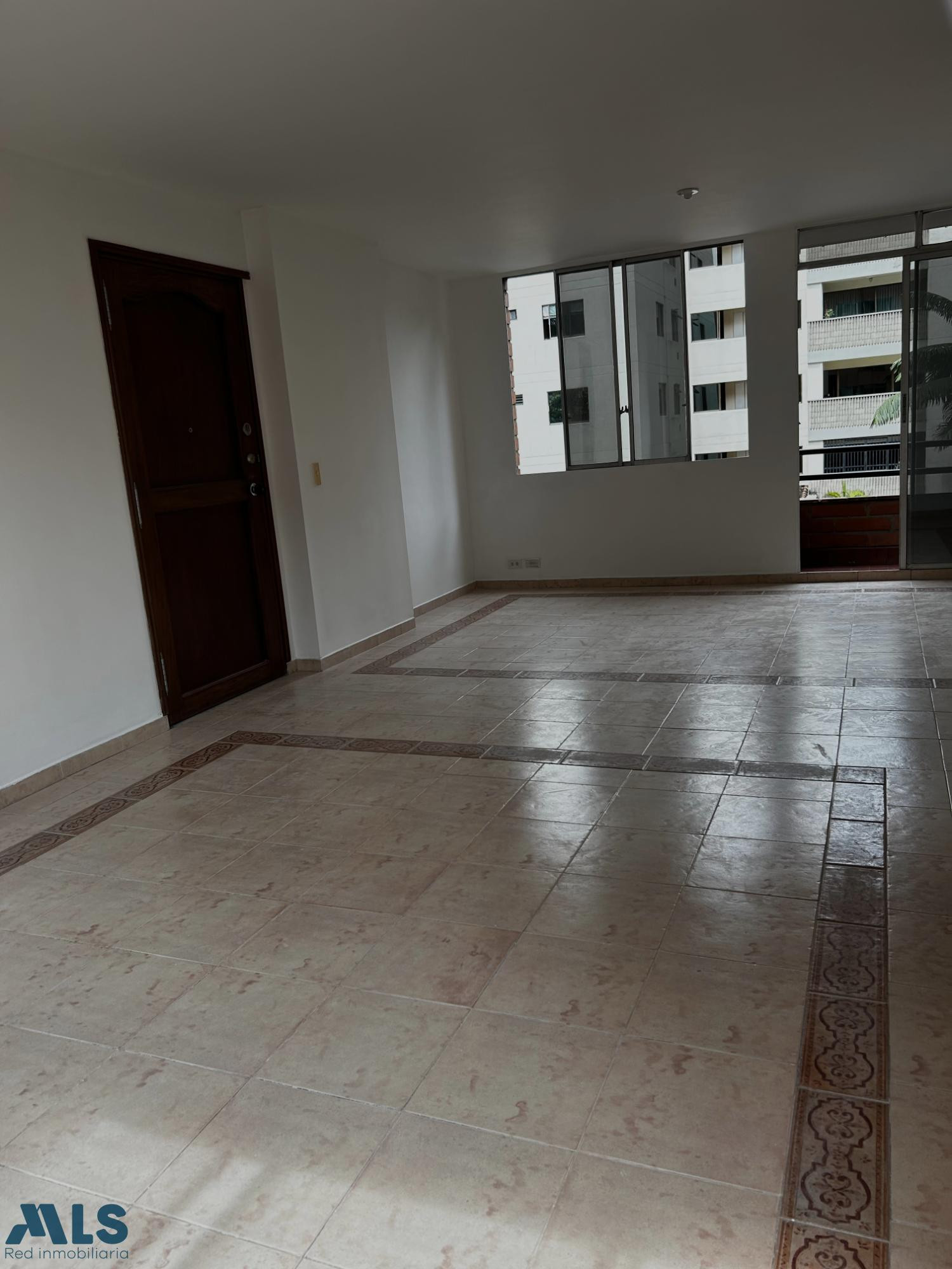 Excelente ubicación a bajos costos medellin - laureles