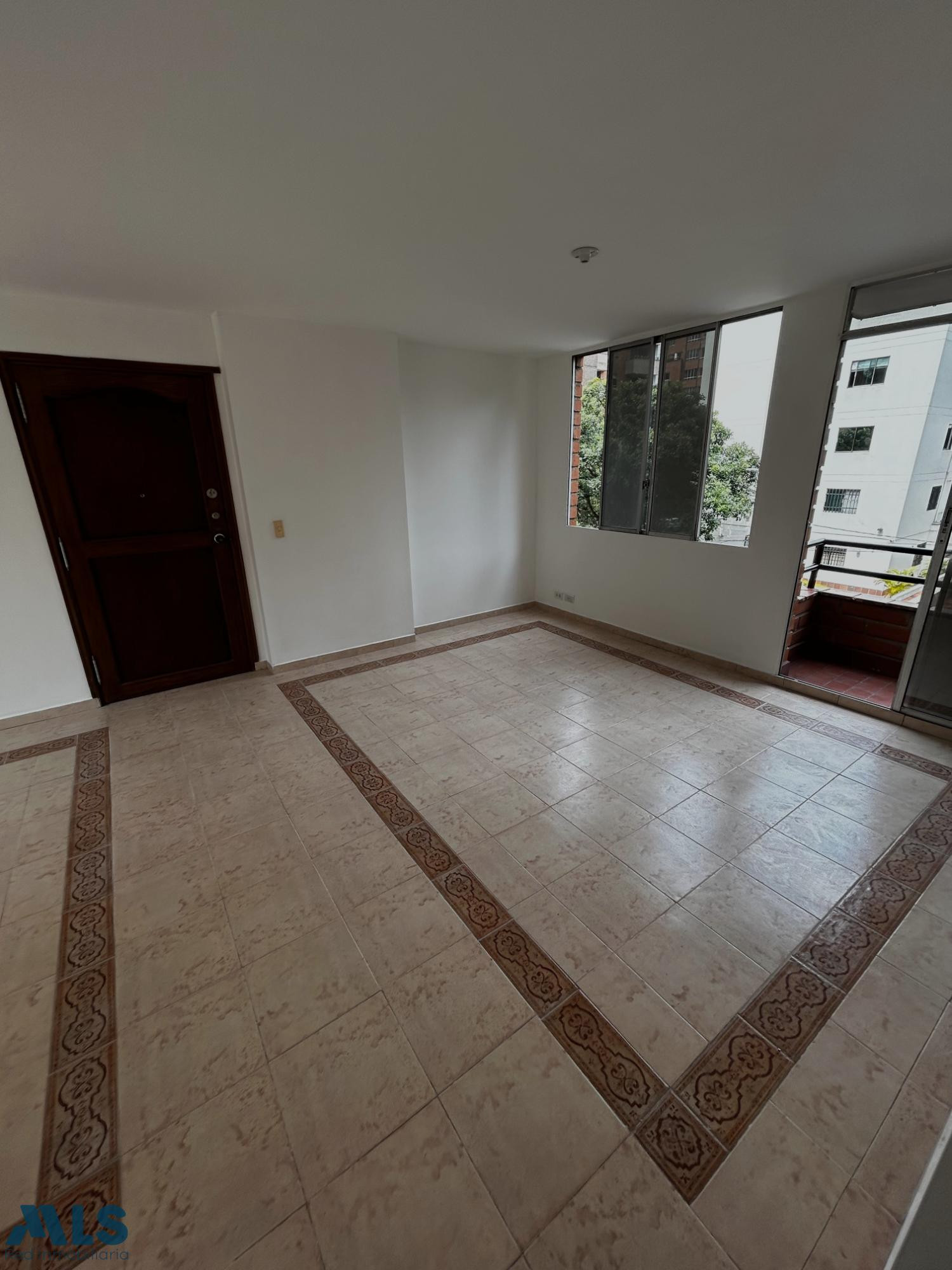 Excelente ubicación a bajos costos medellin - laureles